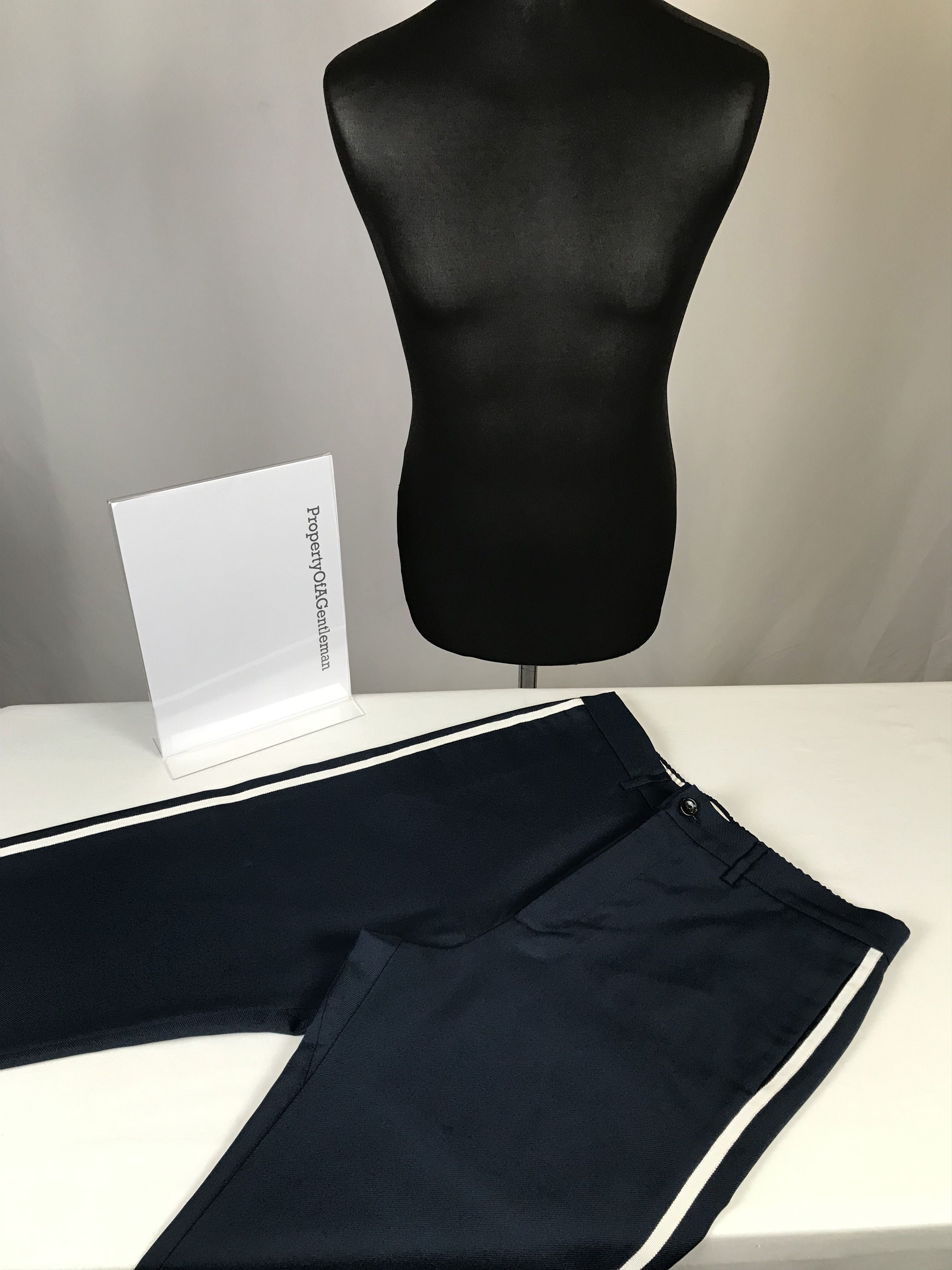 Gucci Gucci Navy Trousers With White Piping On Sides Size US 34 / EU 50 - 3 Thumbnail