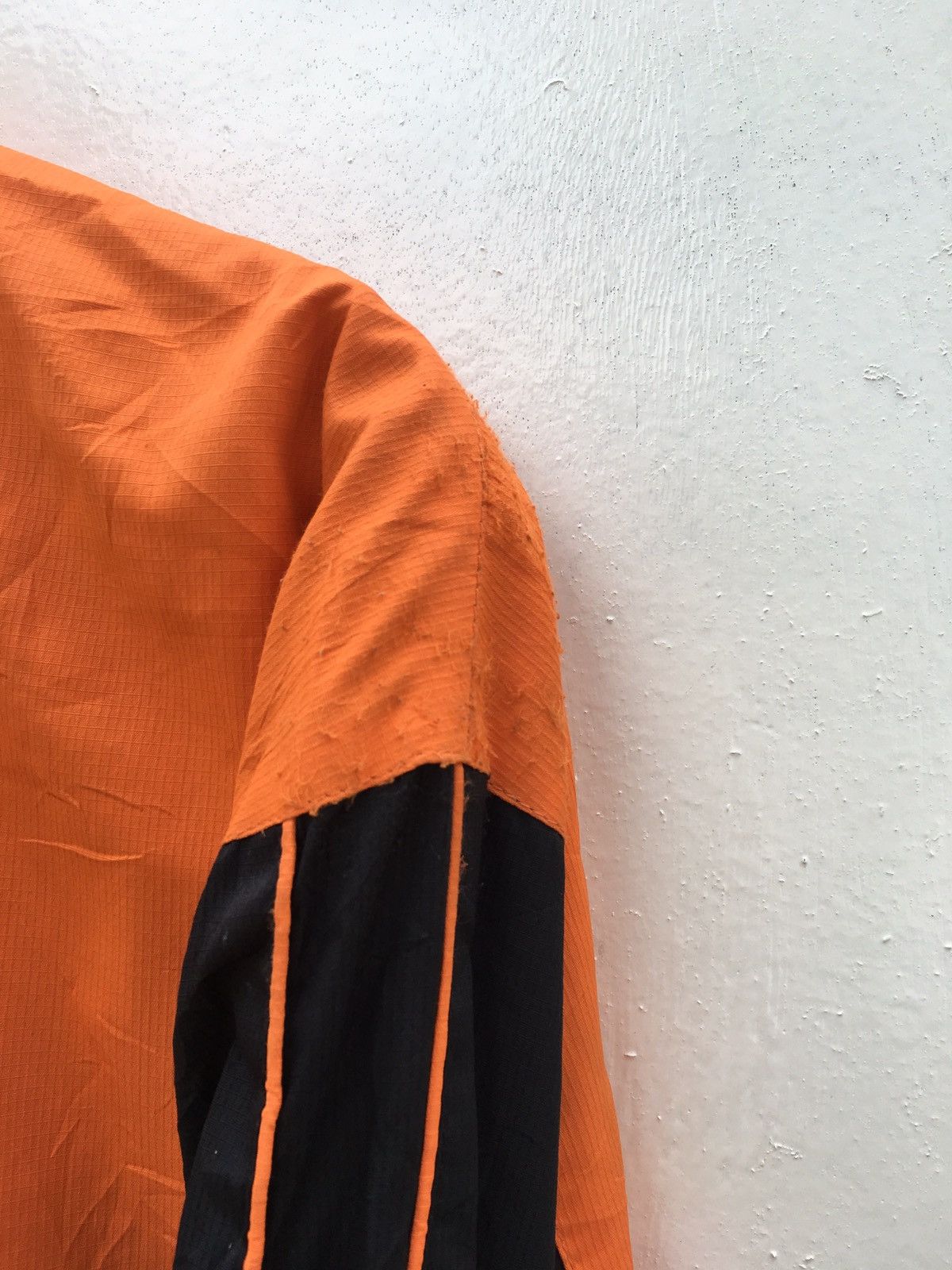 Pierre Balmain Pierre Balmain Windbreaker/ Rain Coat Size US XL / EU 56 / 4 - 11 Thumbnail