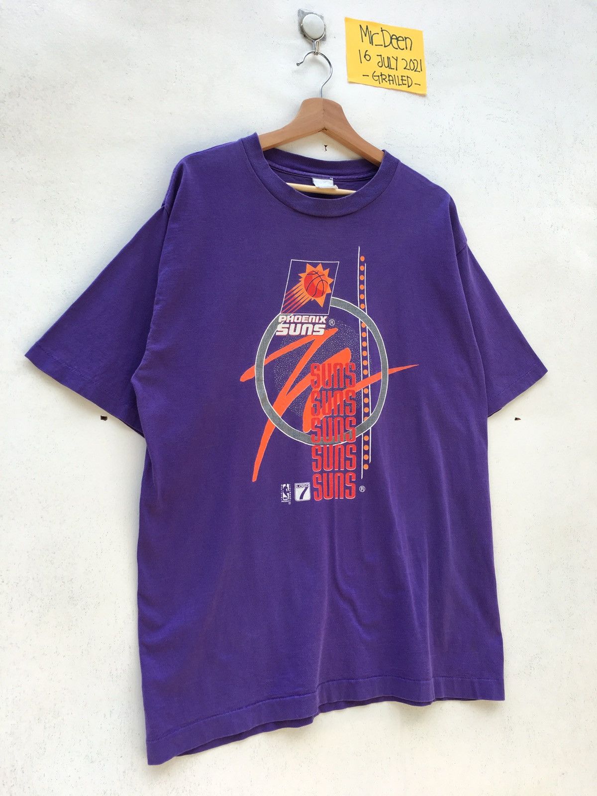NBA Vintage 90s NBA Phoenix Suns Logo 7 Tshirt Size US L / EU 52-54 / 3 - 3 Thumbnail