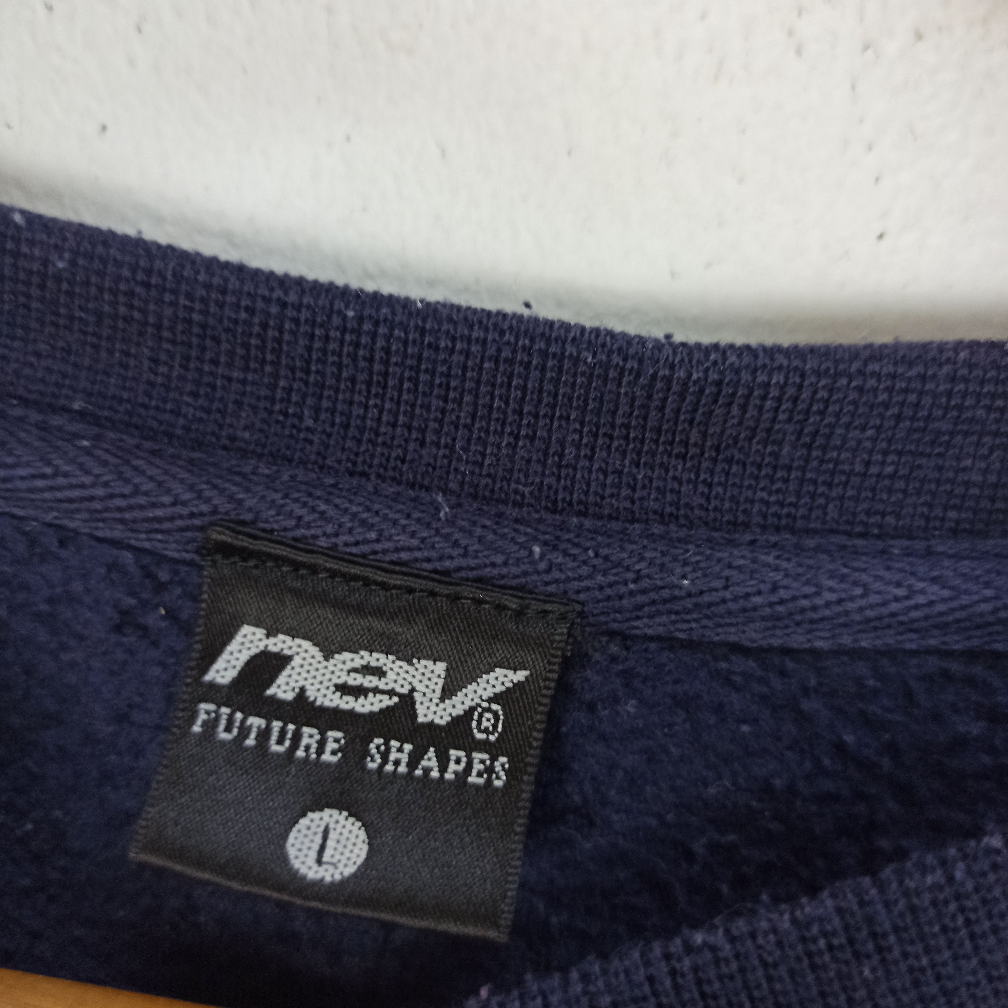Japanese Brand Vintage Nev Sweatshirt Crewneck Jumper Line Design Size US M / EU 48-50 / 2 - 7 Thumbnail