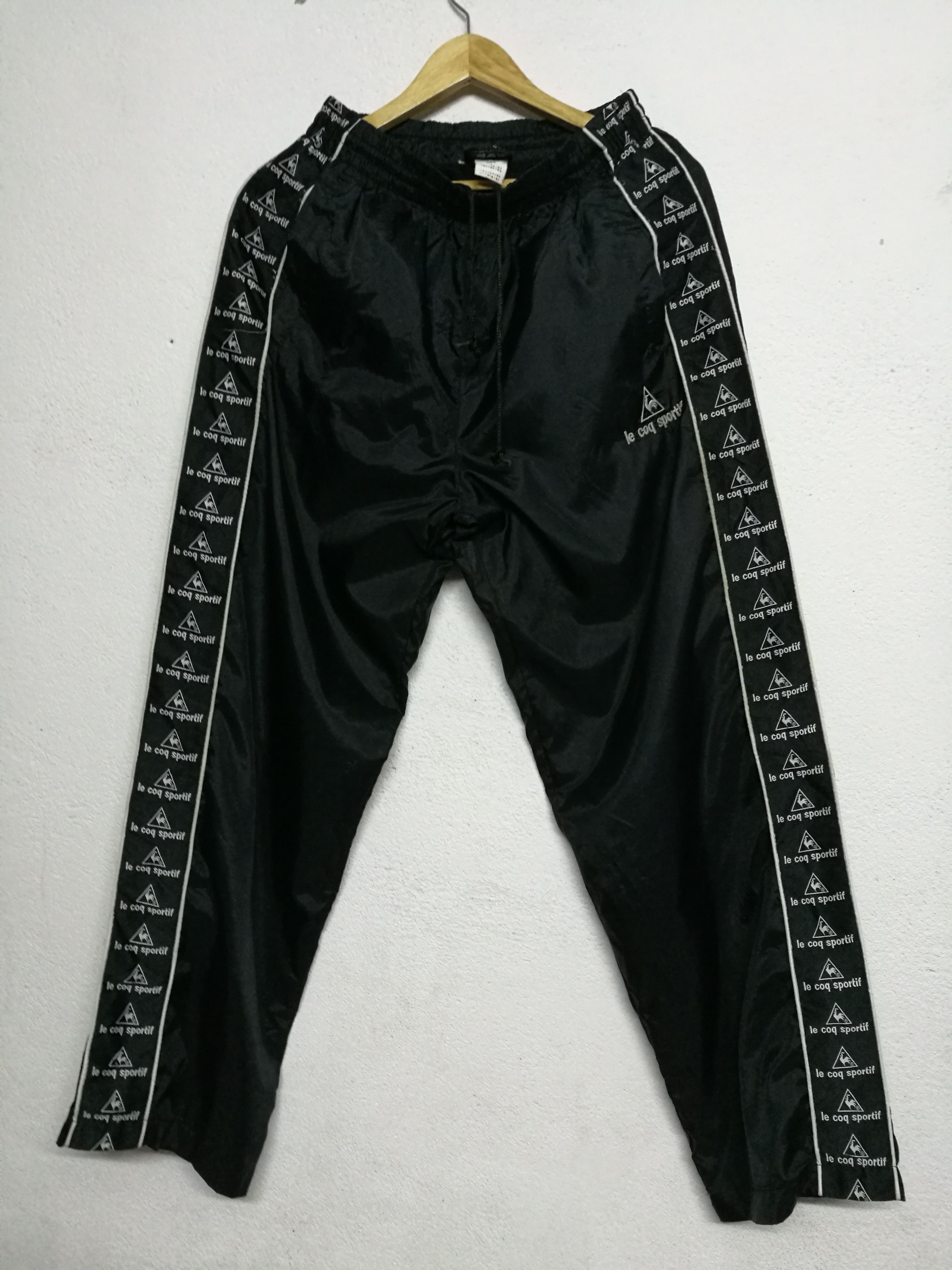 image of Le Coq Sportif Black Side Tape Sweatpants, Men's (Size 26)