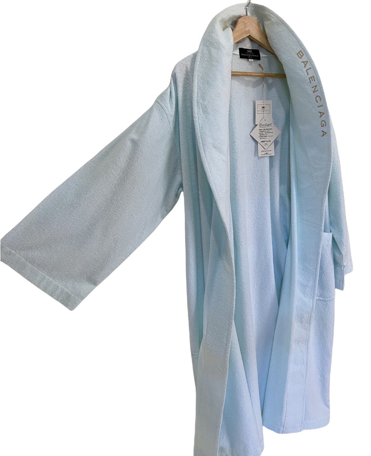 Balenciaga GRAIL🔥NEW BALENCIAGA BATH ROBE LUXURY NEW WITH TAG Size US L / EU 52-54 / 3 - 9 Thumbnail