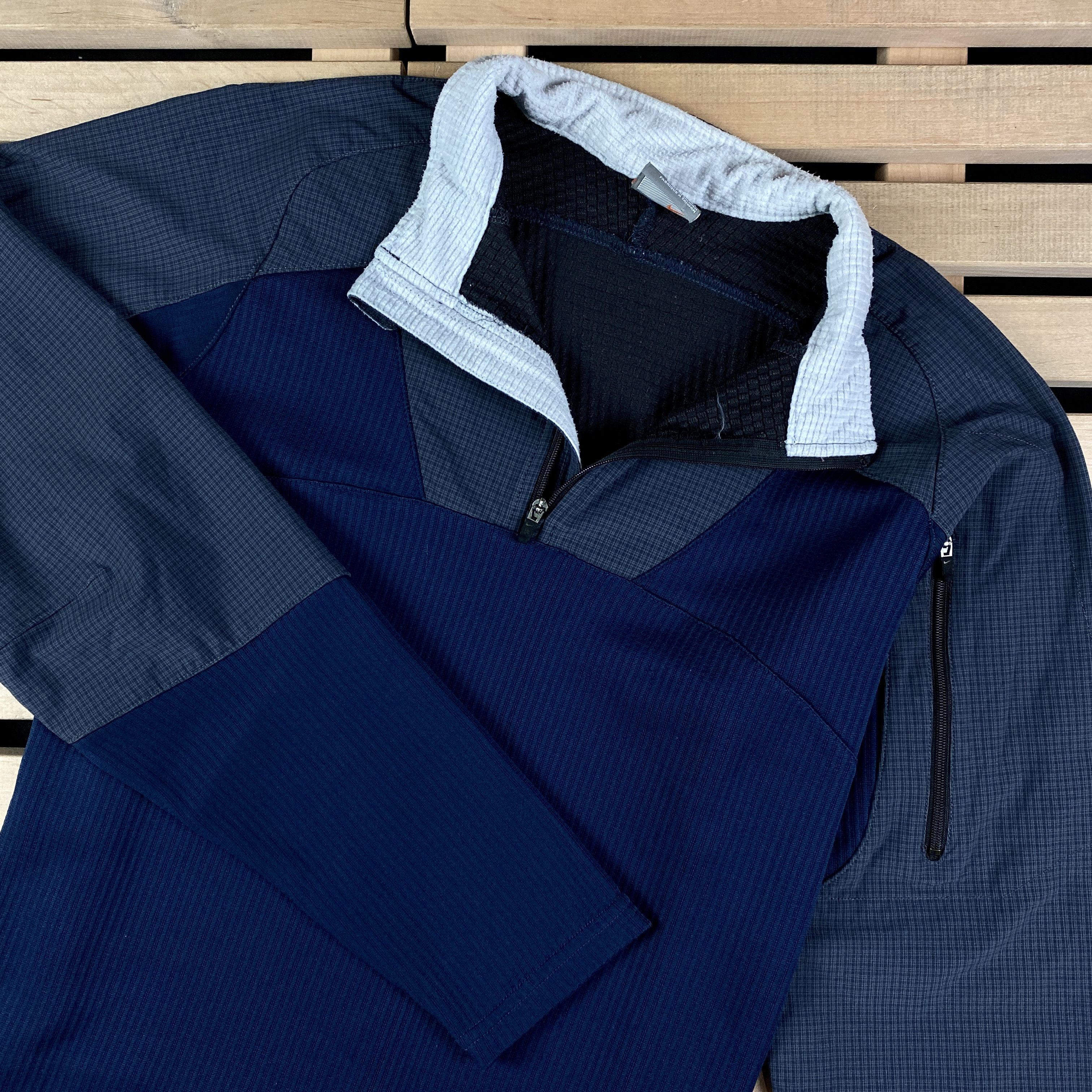 Nike × Vintage Mens Zip Long Sleeve Nike Vintage Size M Size US M / EU 48-50 / 2 - 2 Thumbnail