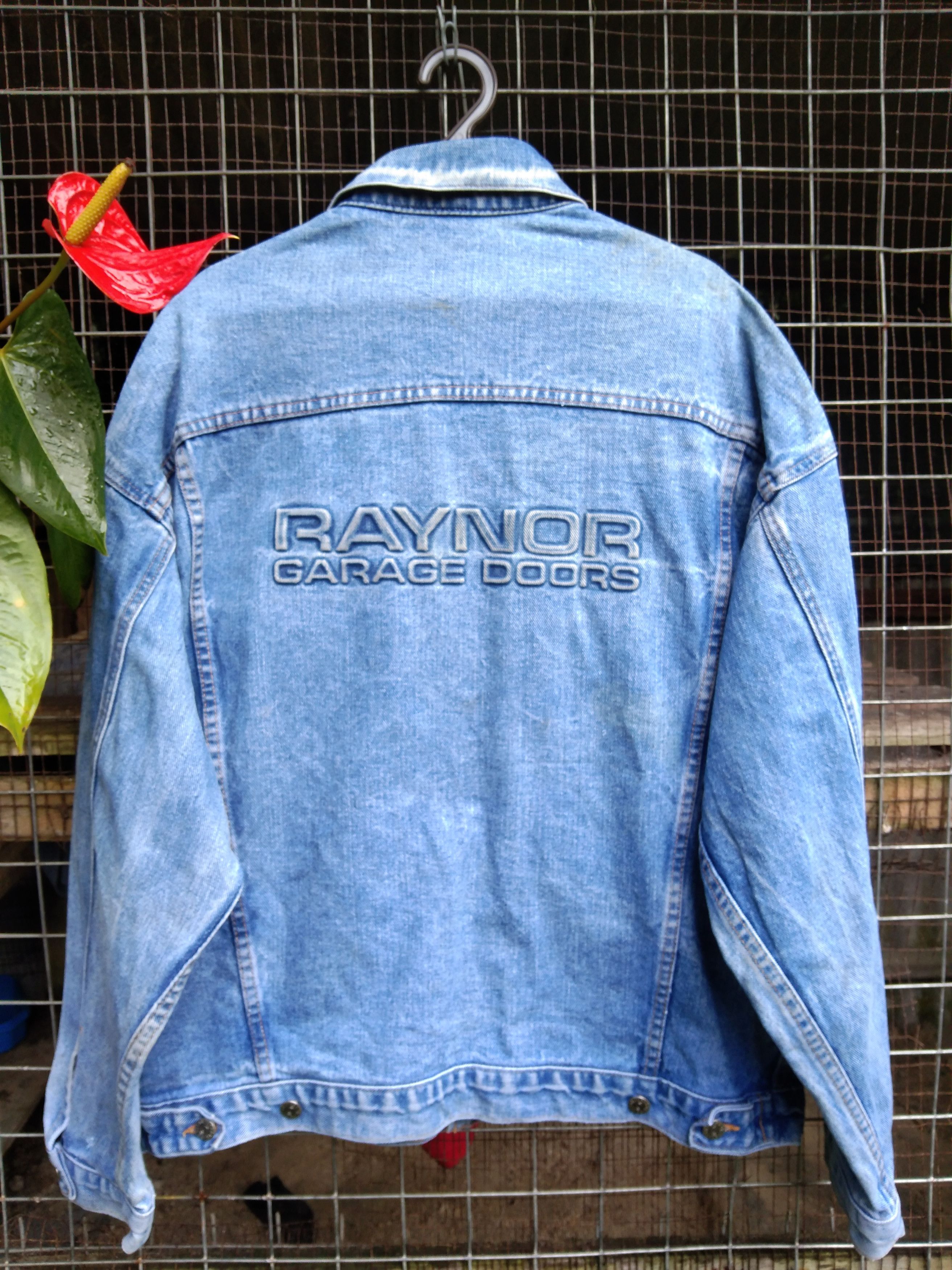 VINTAGE RAYNOR GARRAGE DOORS WORKERS DENIM JACKET