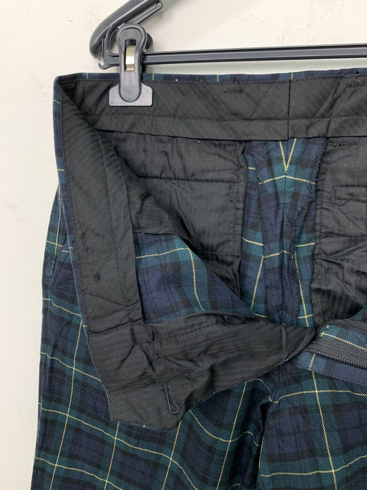 Japanese Brand × Seditionaries × Uniqlo UNIQLO Tartan Plaid Pleated Pocket Punk Casual Trouser Pant Size US 32 / EU 48 - 18 Thumbnail