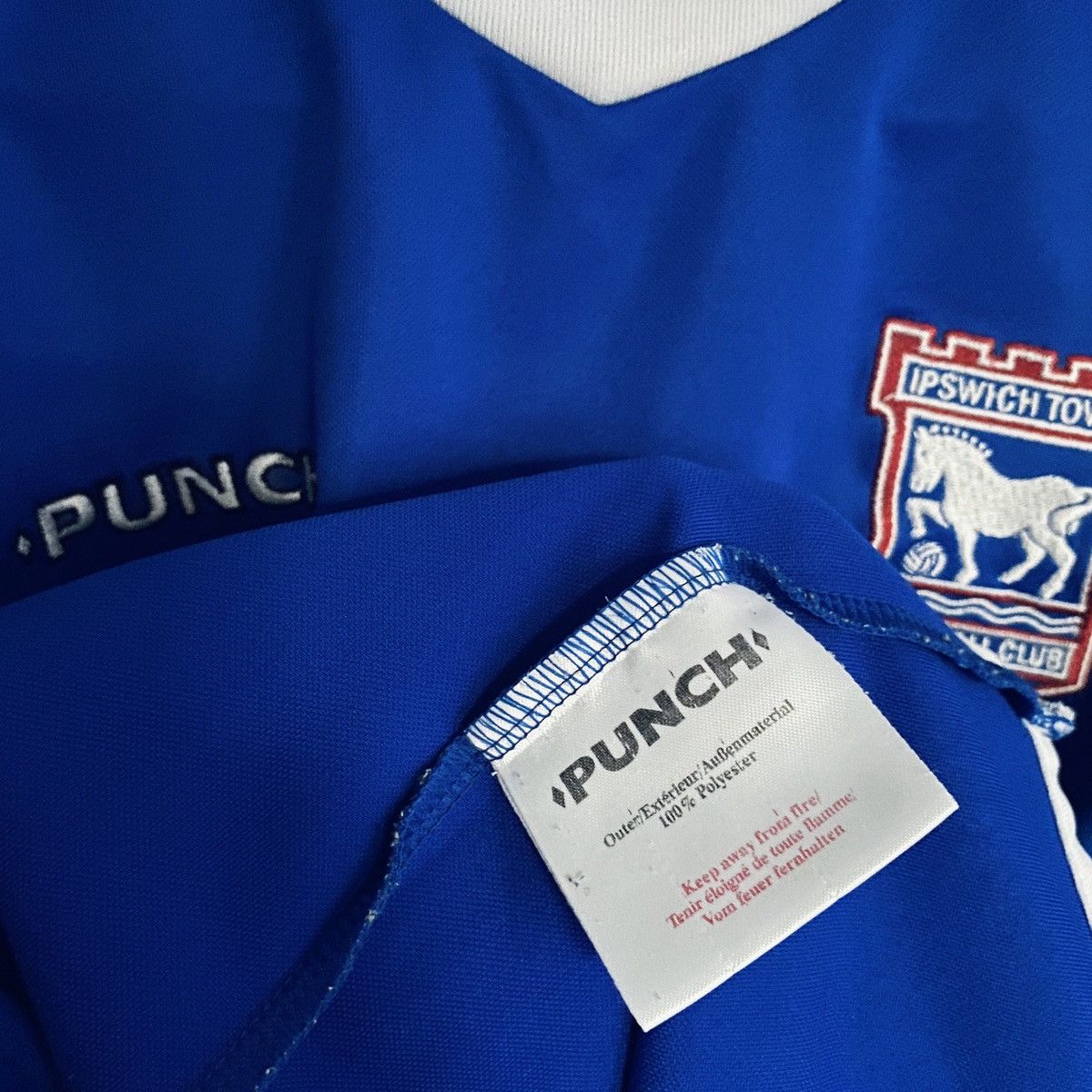 Vintage 2003 2005 Ipswich Town Punch Home Vintage Soccer Jersey Size US S / EU 44-46 / 1 - 6 Thumbnail