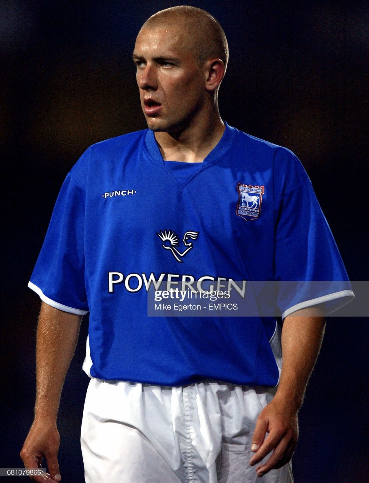Vintage 2003 2005 Ipswich Town Punch Home Vintage Soccer Jersey Size US S / EU 44-46 / 1 - 2 Thumbnail