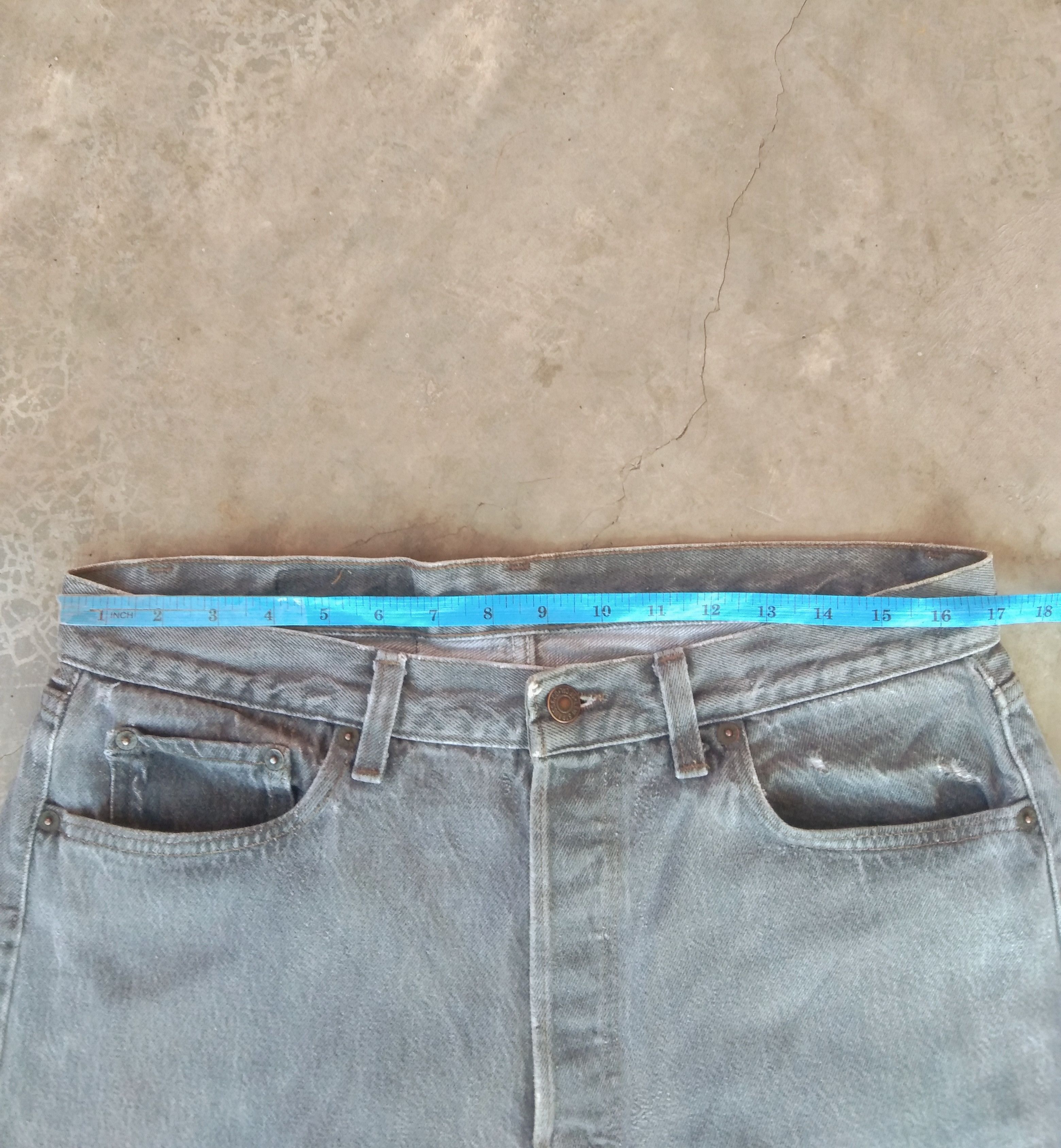 Levi's 80s Vintage Levi's 501 Grey Made In USA Jeans34x33 Size US 34 / EU 50 - 8 Thumbnail
