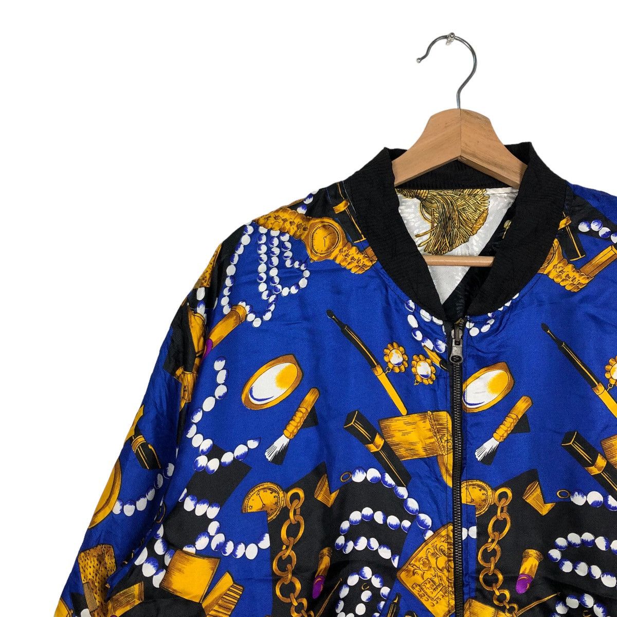 Japanese Brand VINTAGE REVERSIBLE SILK BOMBER JACKET OVERPRINT Size US M / EU 48-50 / 2 - 6 Thumbnail