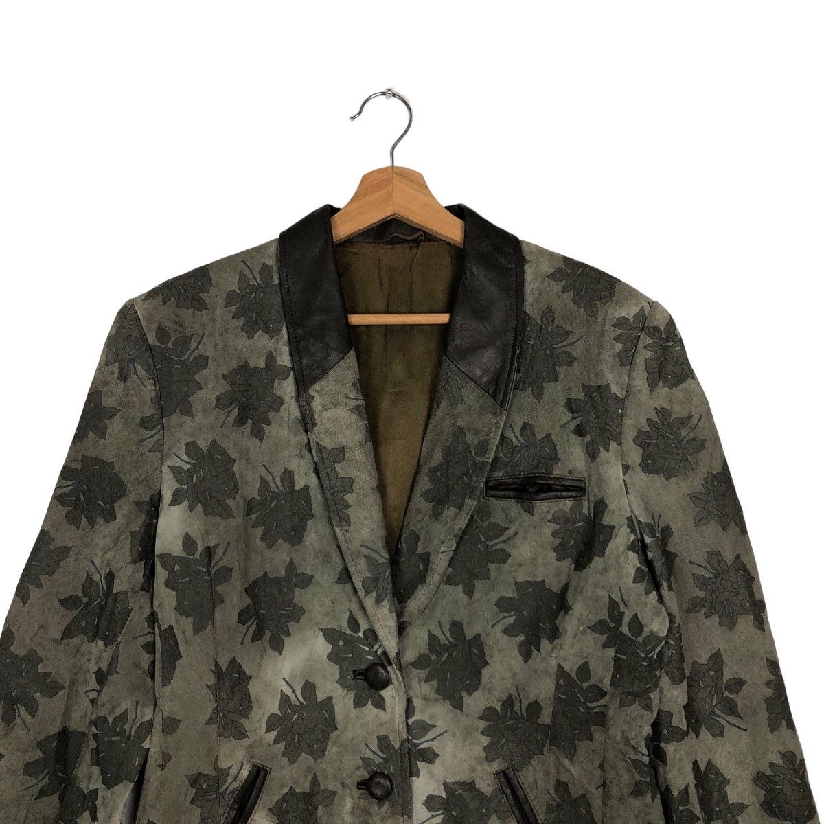 Japanese Brand VINTAGE SOFT LEATHER JACKET FLOWER FULL PRINT Size US S / EU 44-46 / 1 - 2 Thumbnail