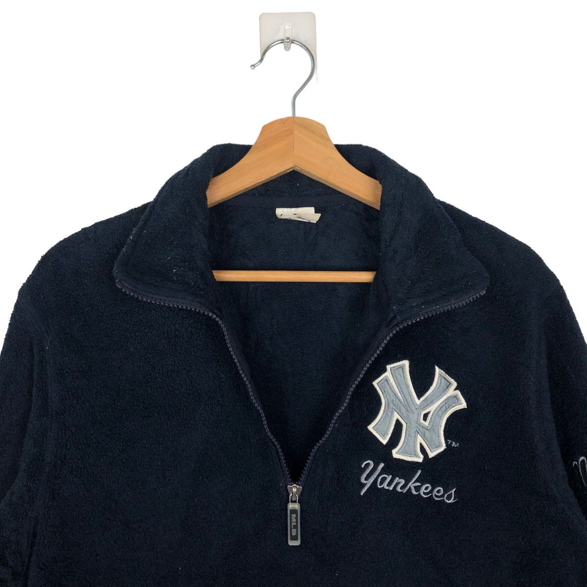 Japanese Brand VINTAGE FLEECE JACKET NEW YORK YANKEES BIG LOGO Size US L / EU 52-54 / 3 - 9 Thumbnail