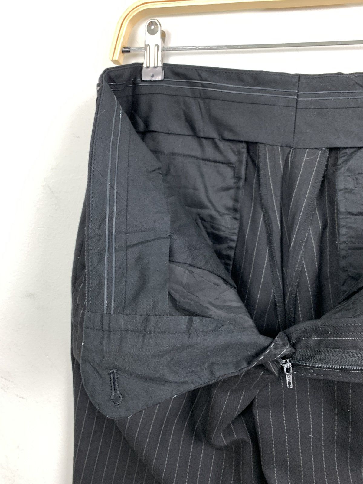 Japanese Brand × OVER THE STRiPES × Takeo Kikuchi TAKEO KIKUCHI Stripe Luxury Office Casual Trouser SlackPant Size US 33 - 18 Thumbnail