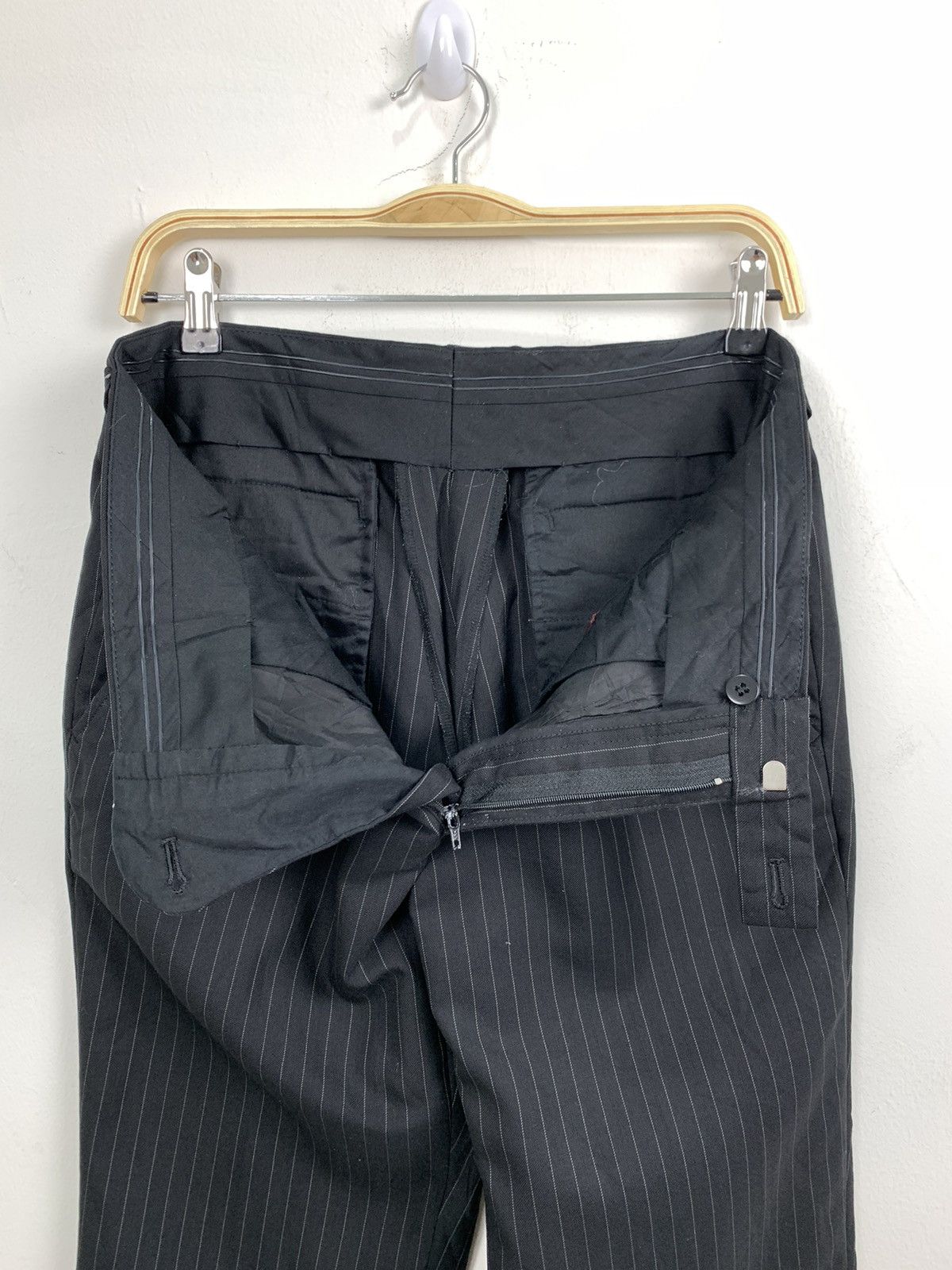 Japanese Brand × OVER THE STRiPES × Takeo Kikuchi TAKEO KIKUCHI Stripe Luxury Office Casual Trouser SlackPant Size US 33 - 17 Thumbnail