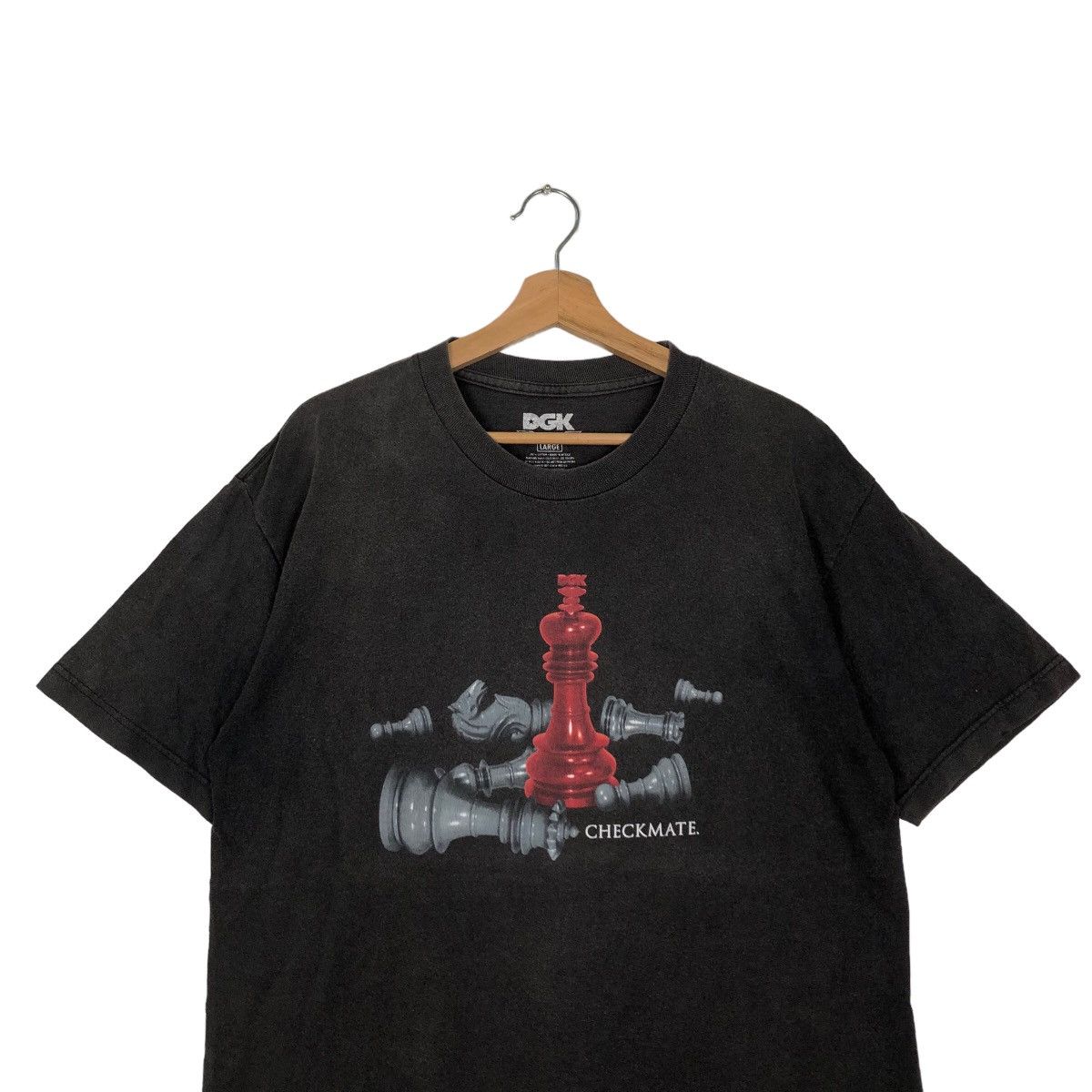 Japanese Brand VINTAGE DGK CHECKMATE TSHIRT BIG LOGO STREETWEAR Size US L / EU 52-54 / 3 - 2 Thumbnail