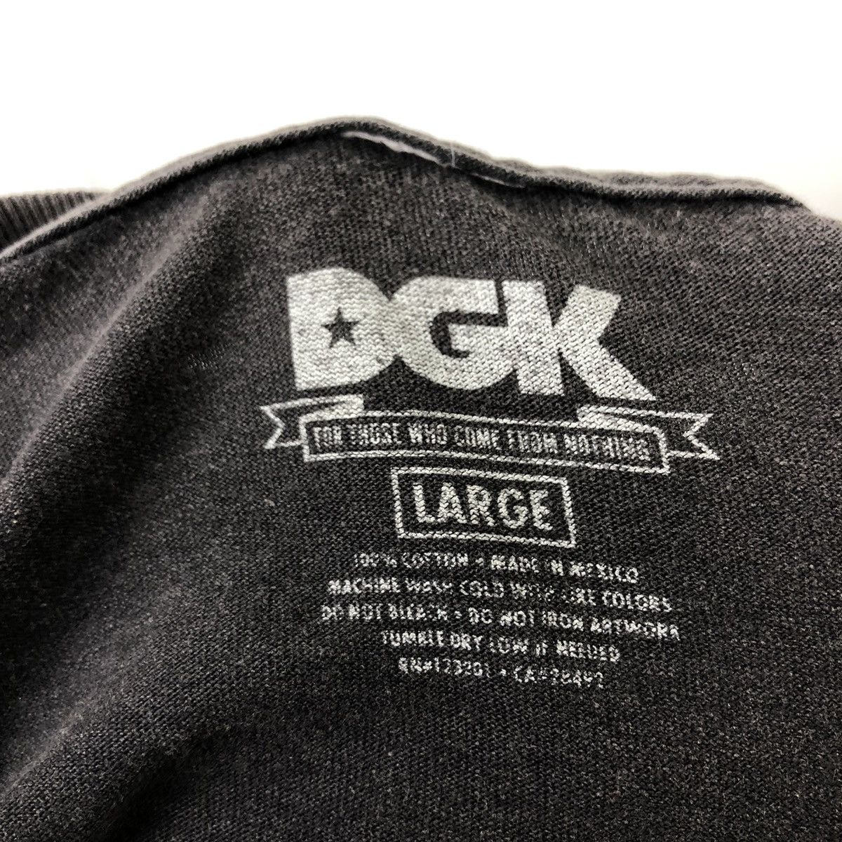 Japanese Brand VINTAGE DGK CHECKMATE TSHIRT BIG LOGO STREETWEAR Size US L / EU 52-54 / 3 - 9 Thumbnail