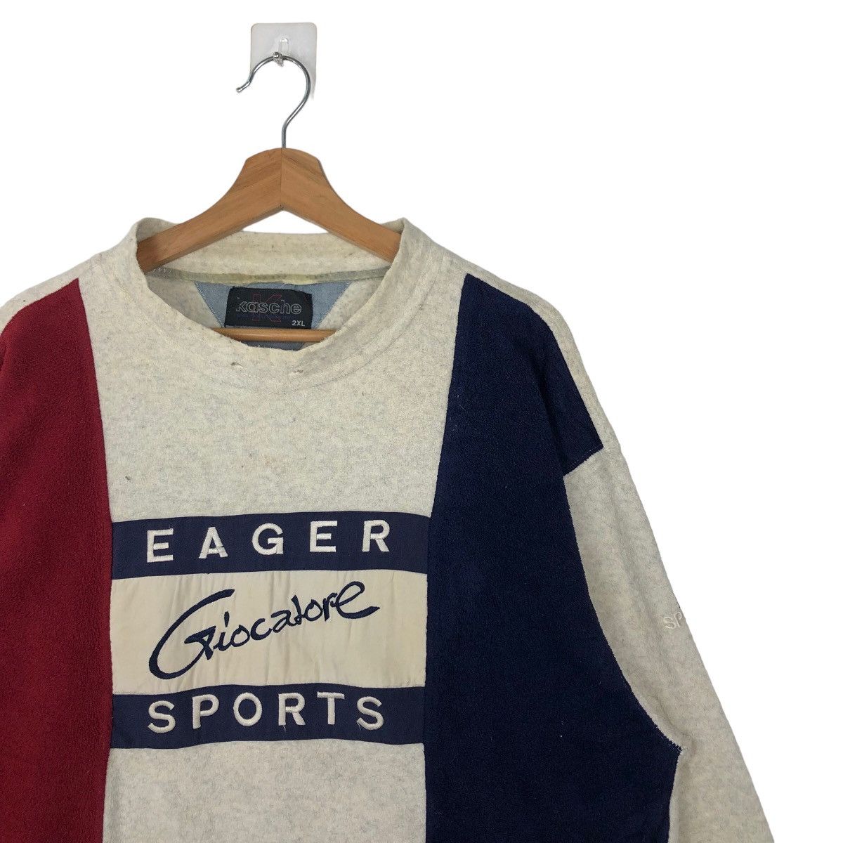 Japanese Brand VINTAGE EAGER GIOCALORE SPORTS SWEATSHIRT BIG LOGO Size US XXL / EU 58 / 5 - 5 Thumbnail