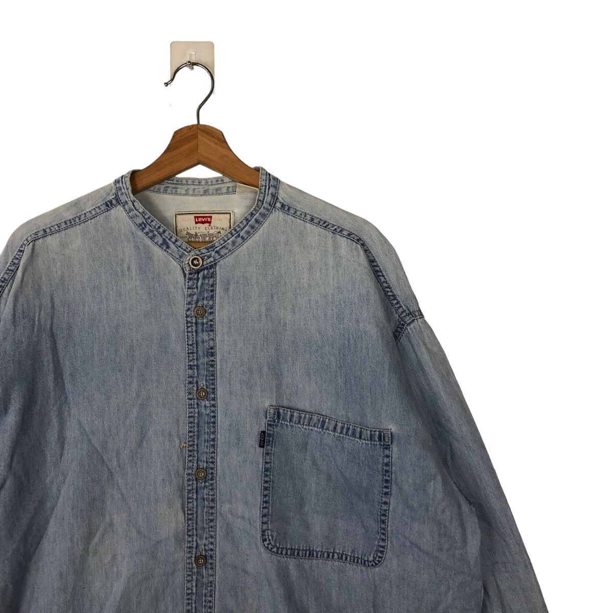 Levi's VINTAGE COWBOY CHAMBRAY DENIM LEVI’S SHIRT BUTTON UPS Size US XL / EU 56 / 4 - 5 Thumbnail