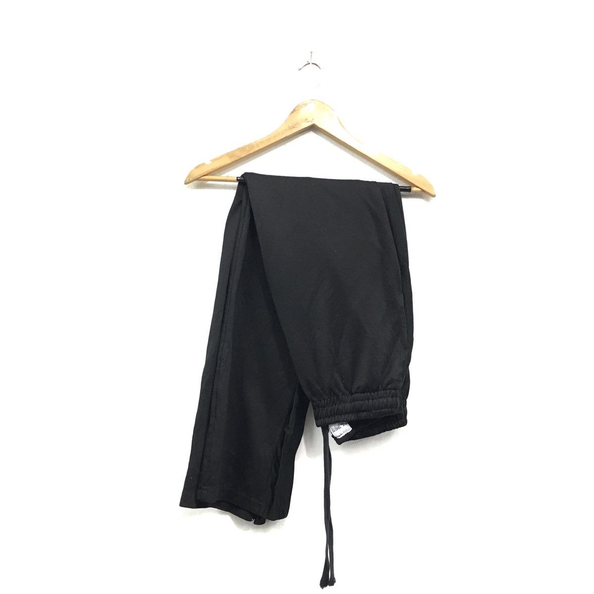 Other HOOPS SweatPants Joggers Plain Black Colour Double Pocket Size US 29 - 4 Thumbnail
