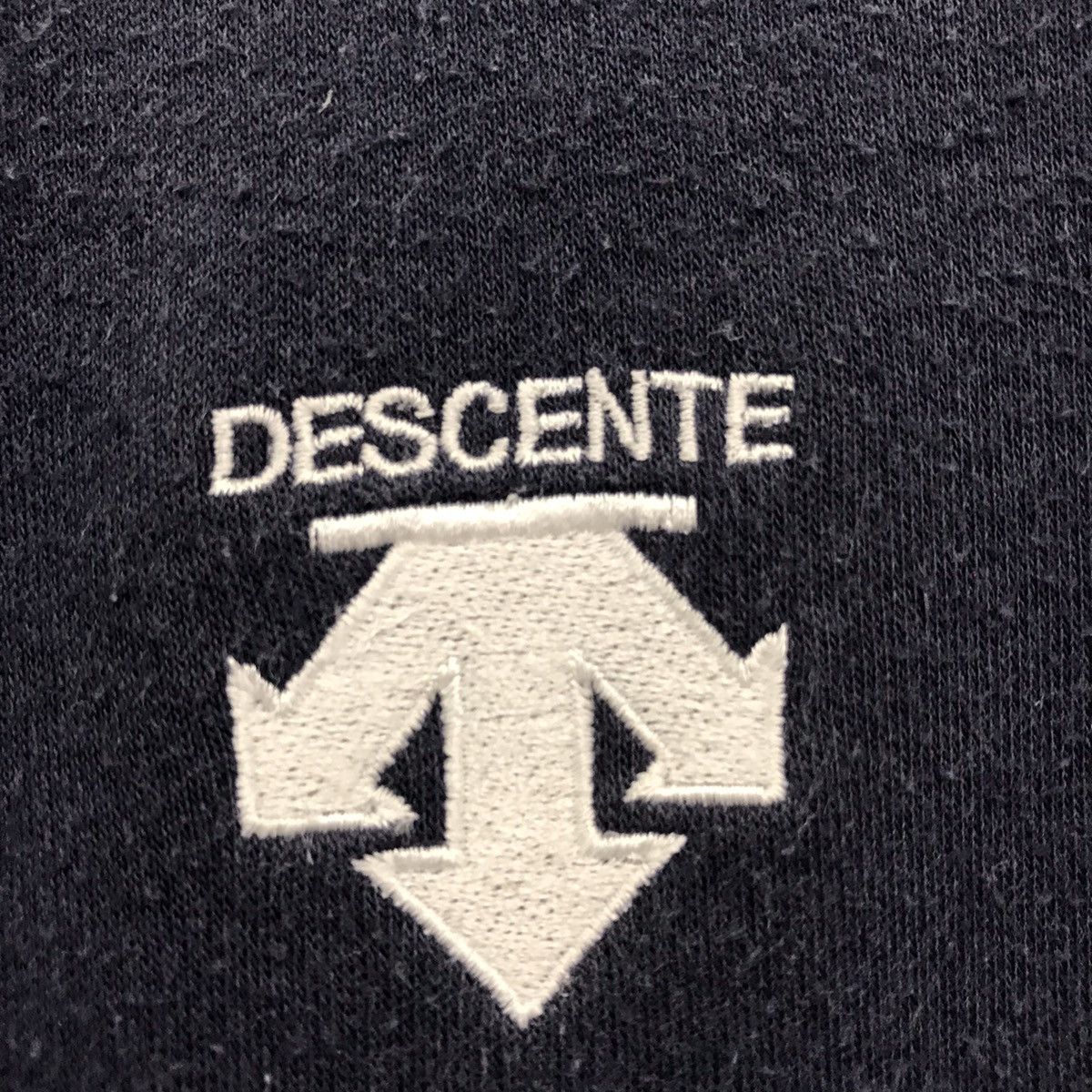 Descente × Japanese Brand × Vintage Vintage Descente Sweatshirt Crewneck Embroidered Logo Size US M / EU 48-50 / 2 - 6 Thumbnail