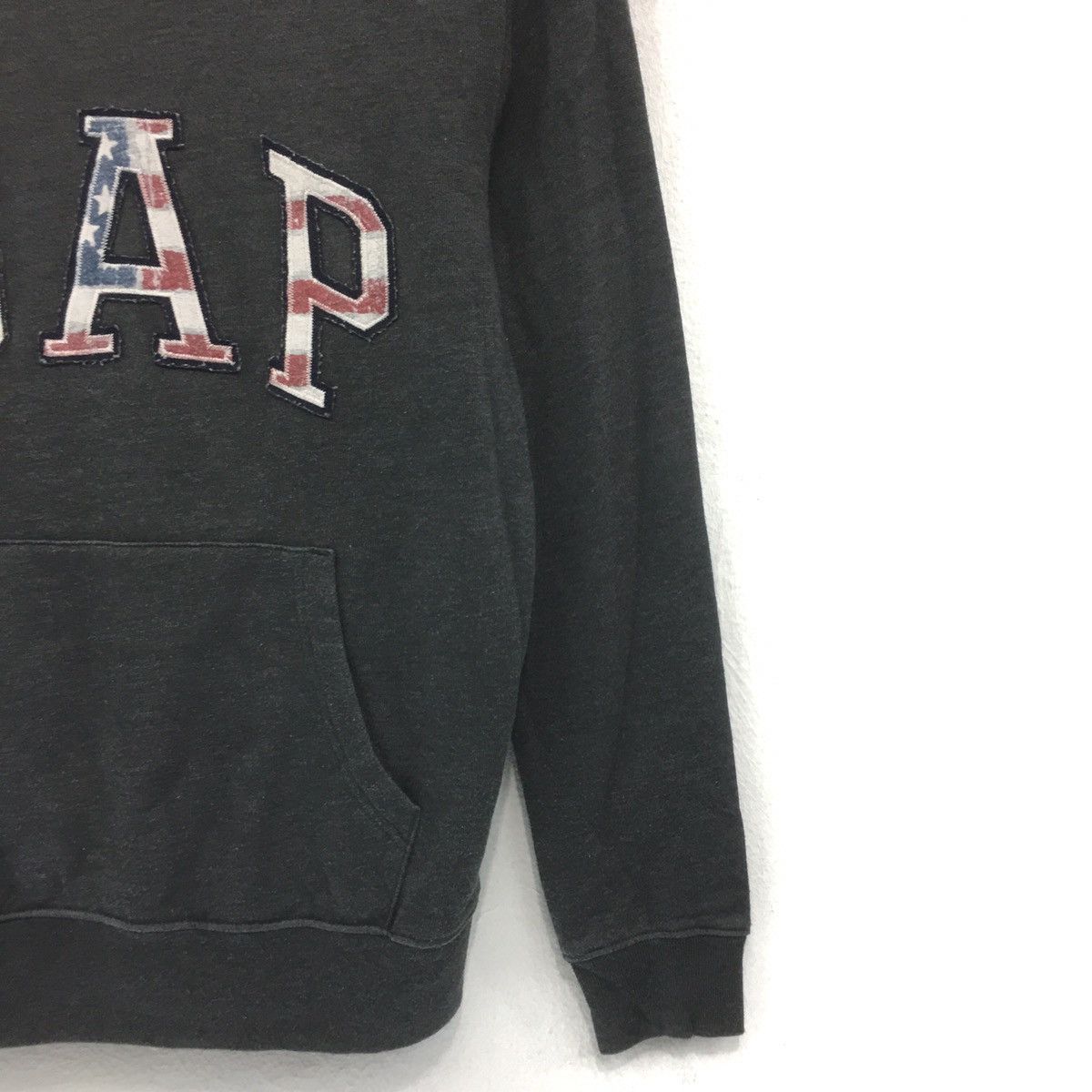 Gap × Japanese Brand × Vintage Vintage GAP Hoodie Sweashirt Big Logo Embroidery GAP Size US M / EU 48-50 / 2 - 5 Thumbnail
