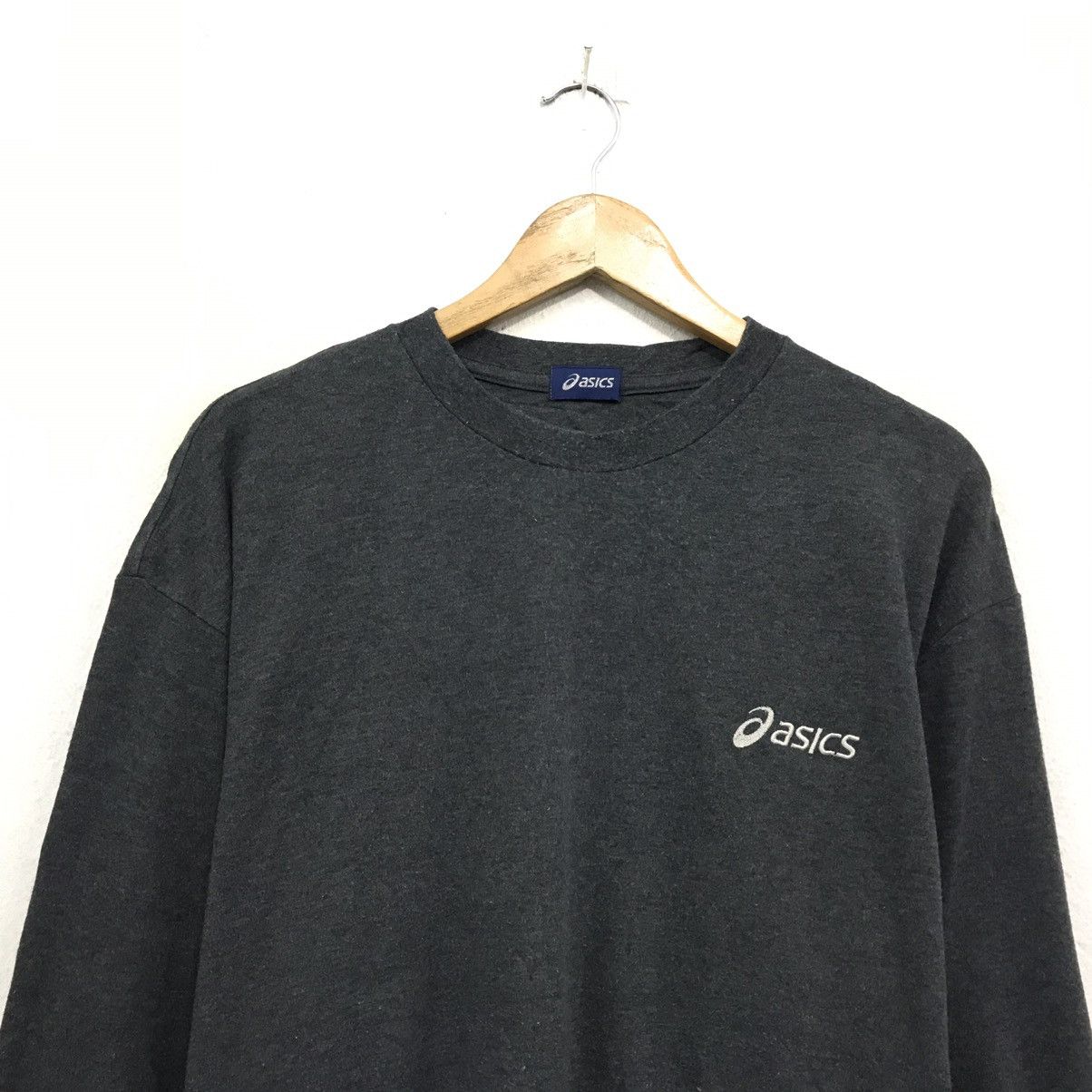 Asics Vintage Asics Sweatshirt Crewneck Size US L / EU 52-54 / 3 - 3 Thumbnail