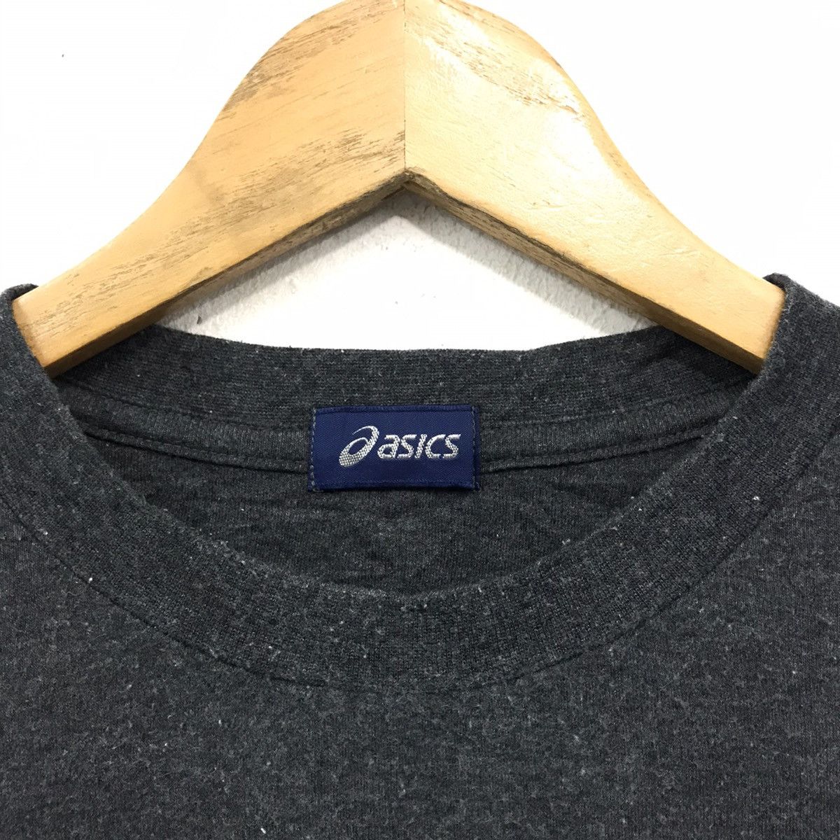 Asics Vintage Asics Sweatshirt Crewneck Size US L / EU 52-54 / 3 - 5 Thumbnail