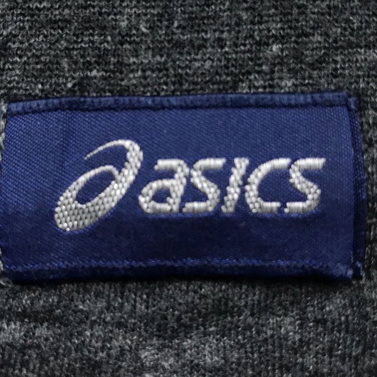Asics Vintage Asics Sweatshirt Crewneck Size US L / EU 52-54 / 3 - 7 Thumbnail