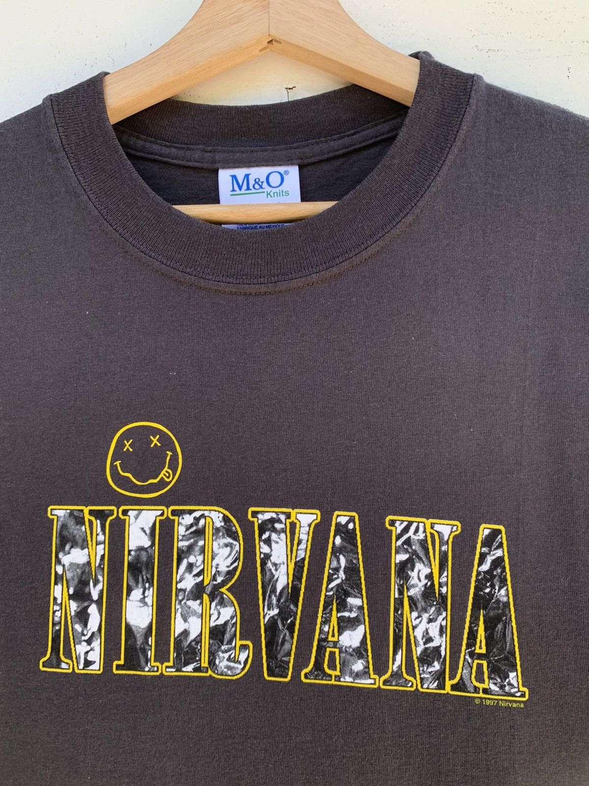 Nirvana Vintage Early 2000s Nirvana Spellout Smiley Face T-shirt Size US S / EU 44-46 / 1 - 7 Thumbnail
