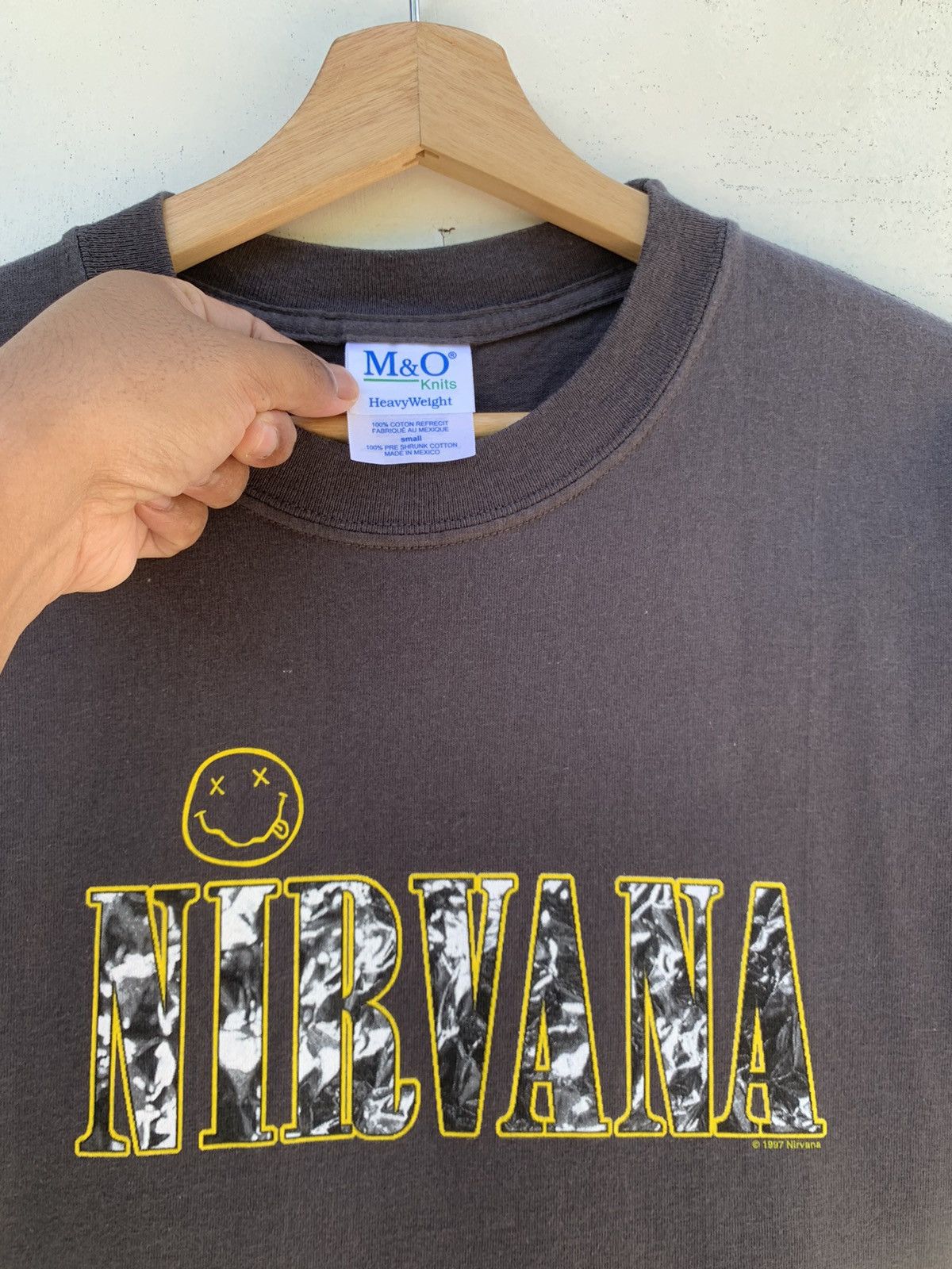 Nirvana Vintage Early 2000s Nirvana Spellout Smiley Face T-shirt Size US S / EU 44-46 / 1 - 10 Thumbnail