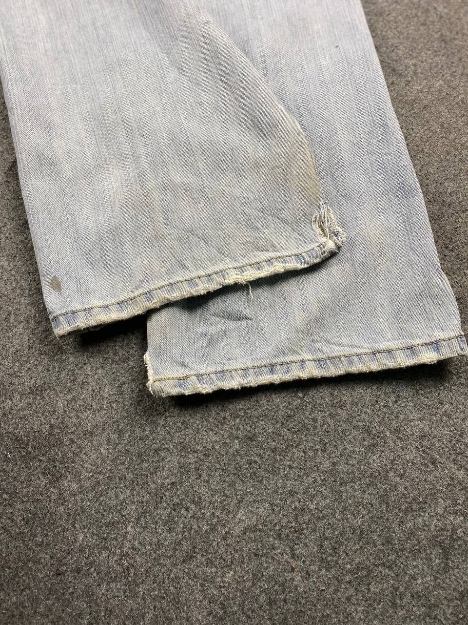 Levi's vintage levis 559 relaxed fit lightwash denim Size US 35 - 7 Thumbnail
