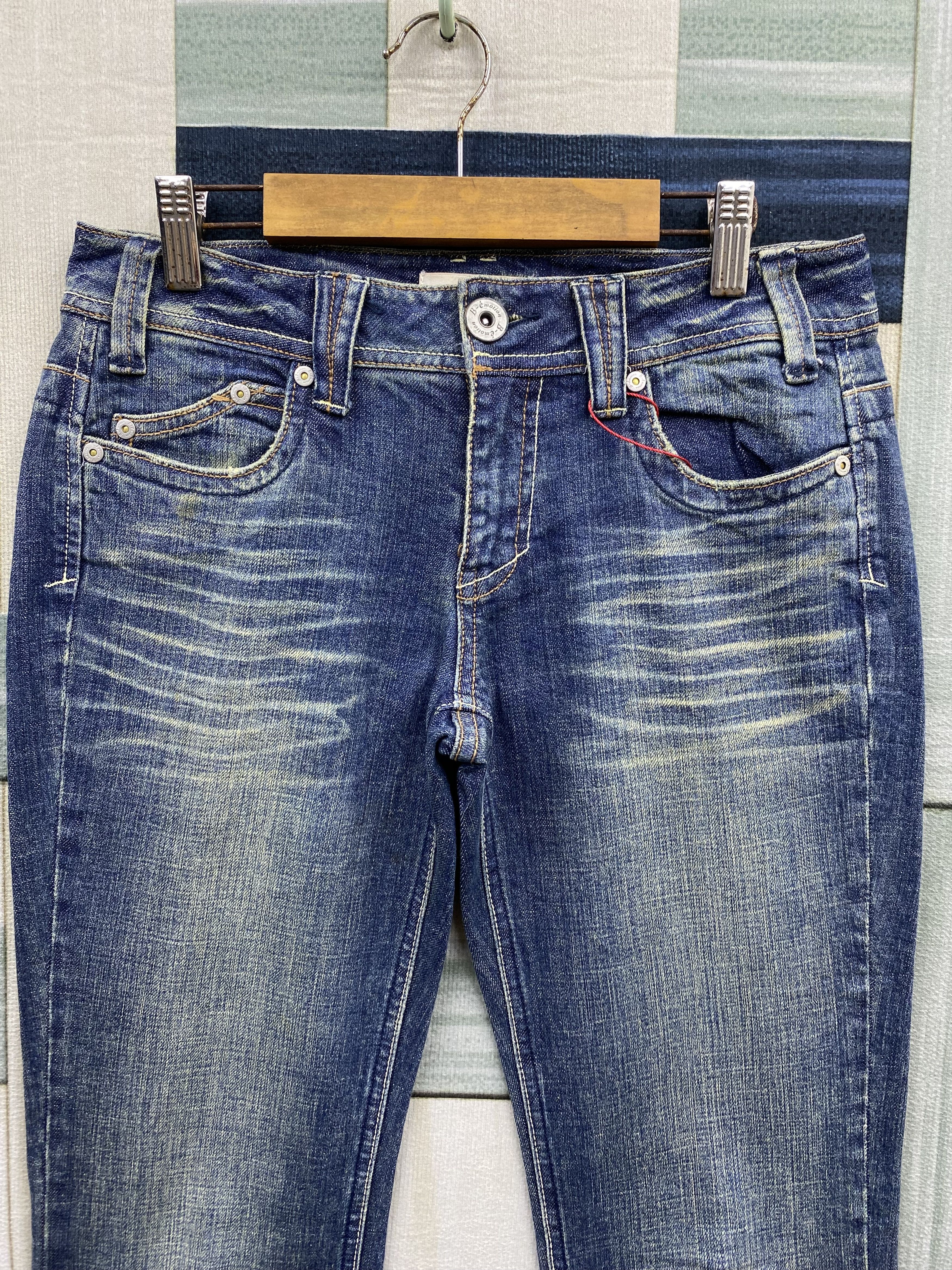 Japanese Brand × Vintage Japanese Brand B-Emotion Faded Blue Flare Denim Jean Size US 29 - 2 Thumbnail
