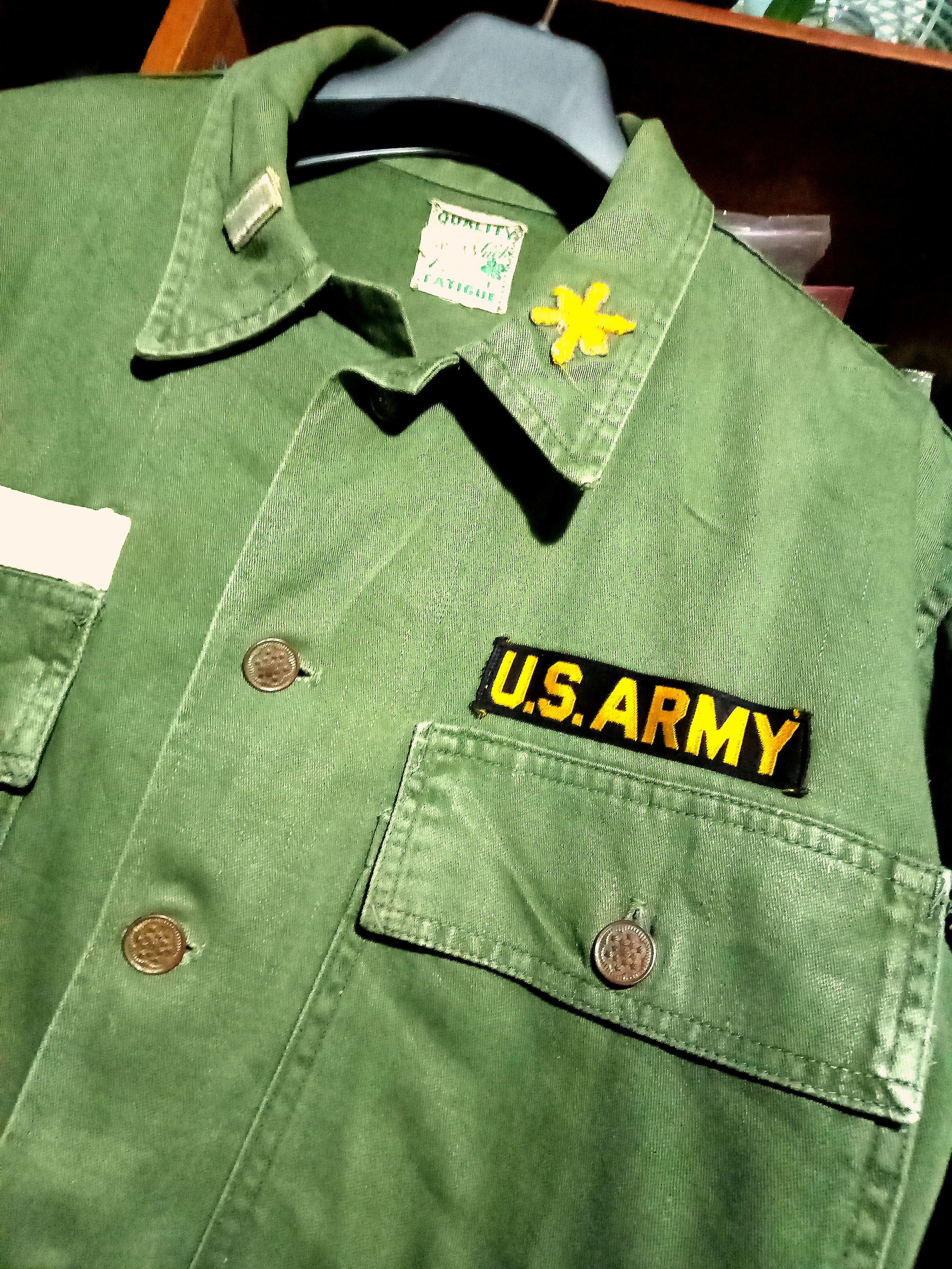 Vintage Vintage Military OG 107 Sateen stars button 50s 60s ww2 Size US M / EU 48-50 / 2 - 3 Thumbnail