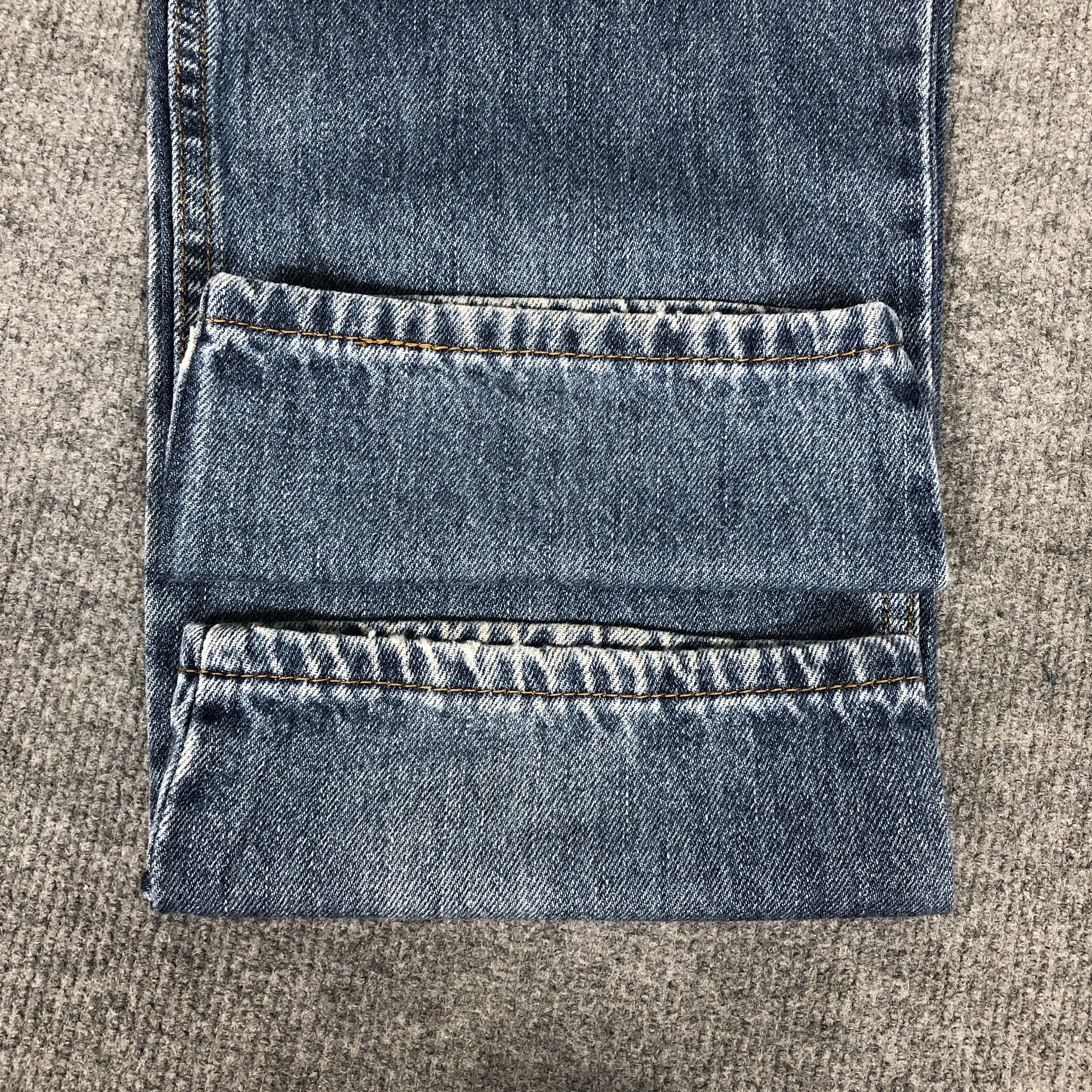 Levi's Vintage Y2k Levi's 550 Relaxed Fit Faded Blue Denim Jean Size US 32 / EU 48 - 14 Thumbnail