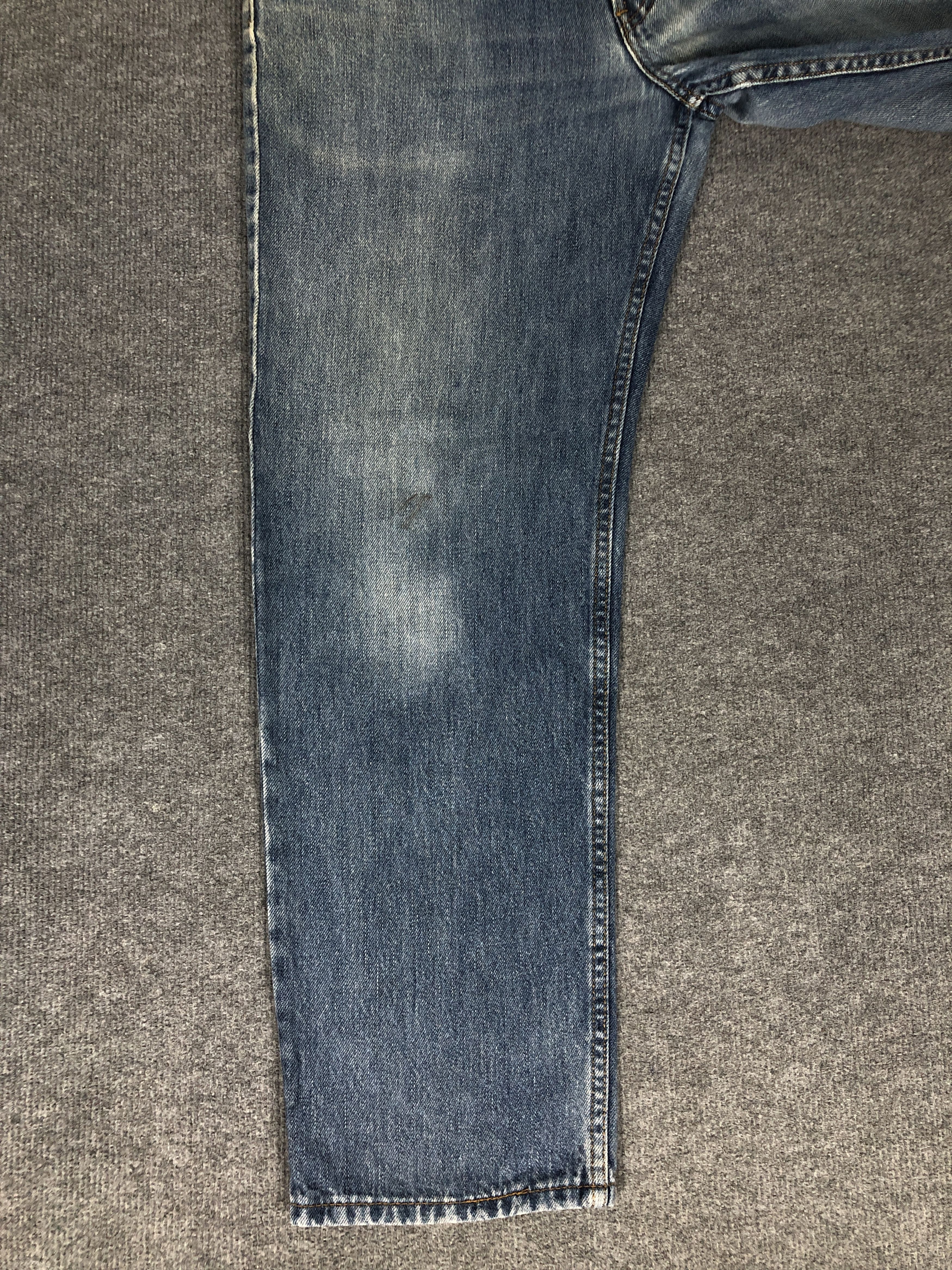 Levi's Vintage Y2k Levi's 550 Relaxed Fit Faded Blue Denim Jean Size US 32 / EU 48 - 11 Thumbnail