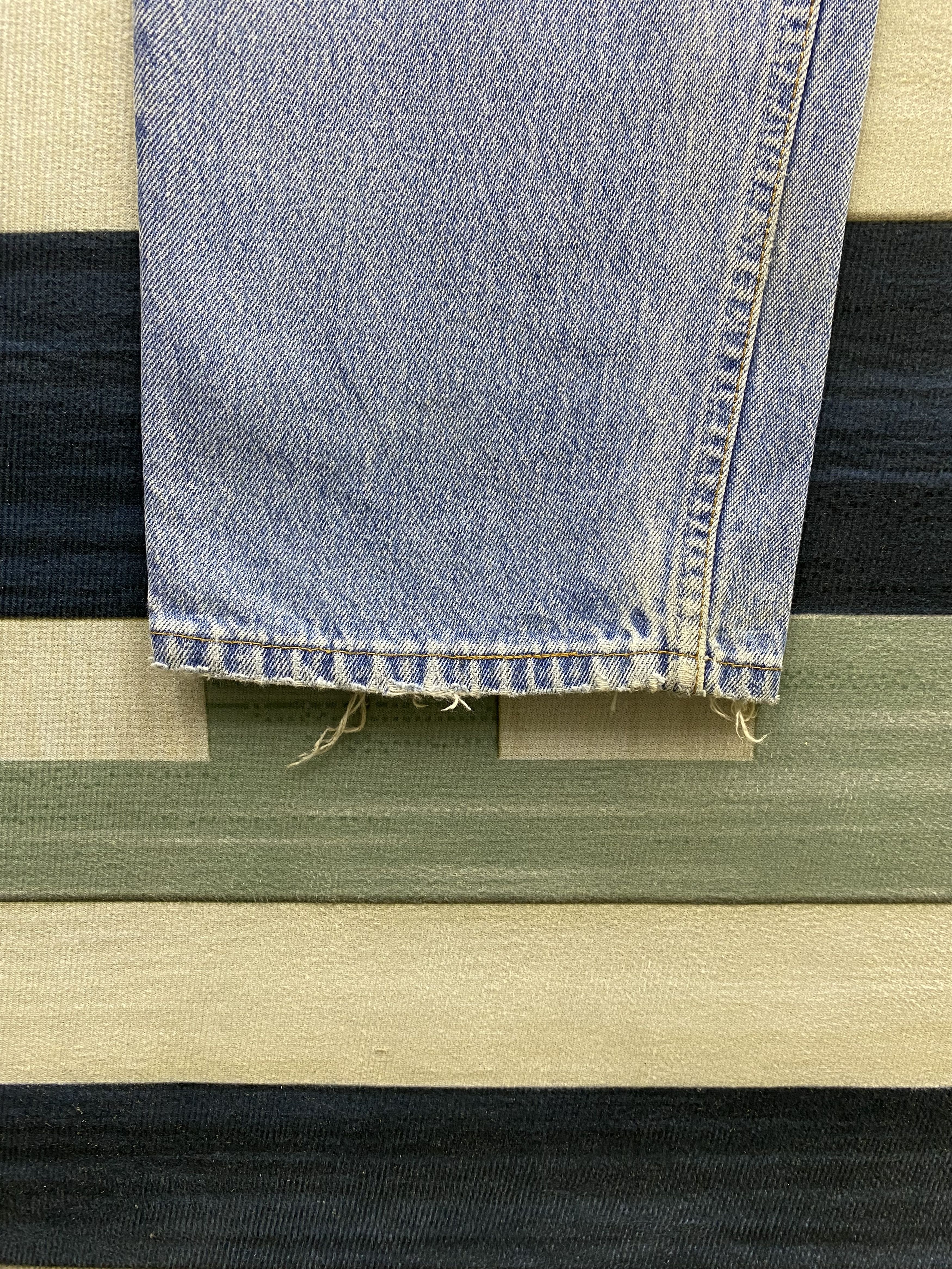 Levi's Vintage Levi's 501 Distress Dirty Faded Blue Jean Size US 34 / EU 50 - 9 Thumbnail