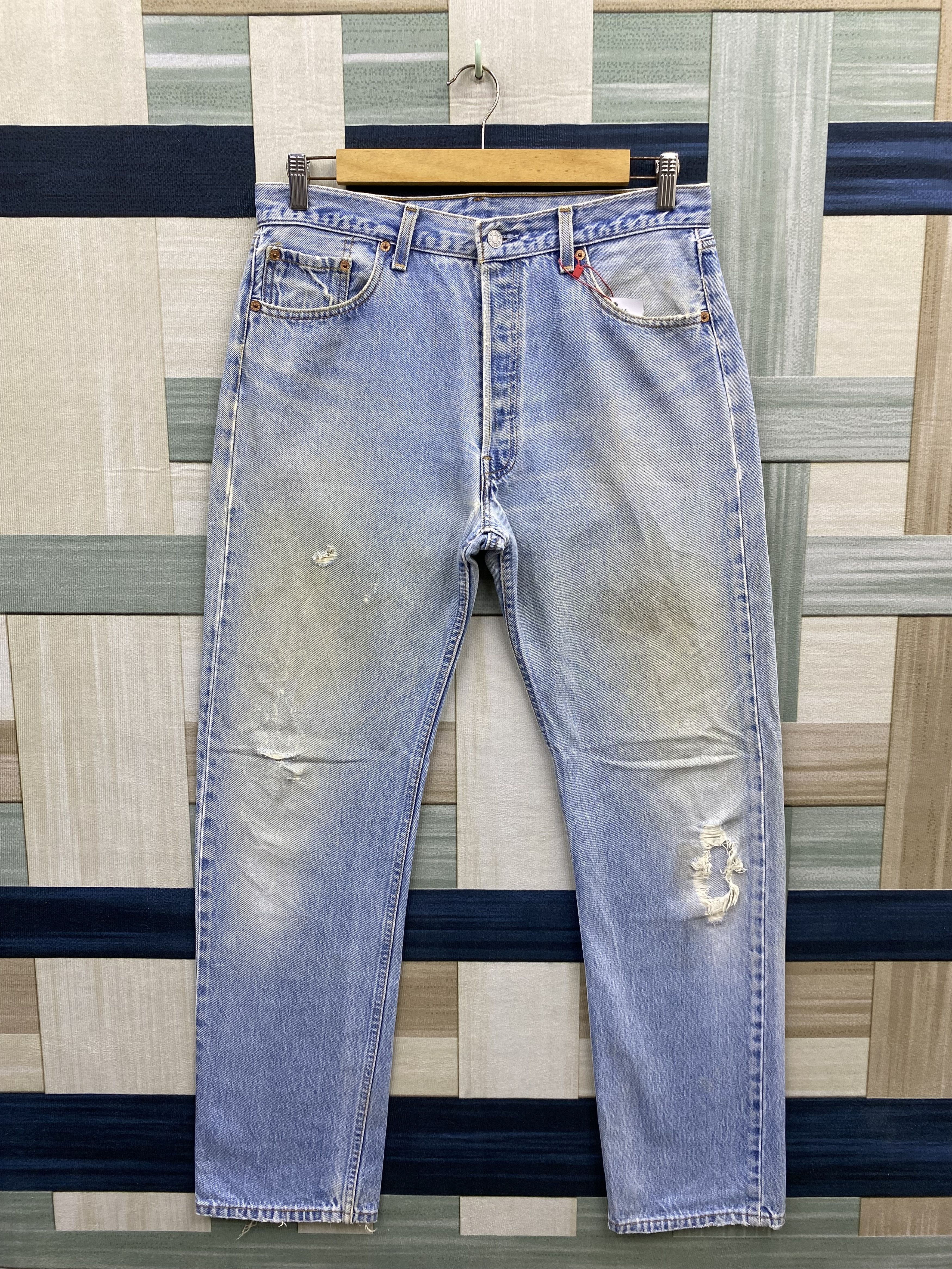Levi's Vintage Levi's 501 Distress Dirty Faded Blue Jean Size US 34 / EU 50 - 1 Thumbnail