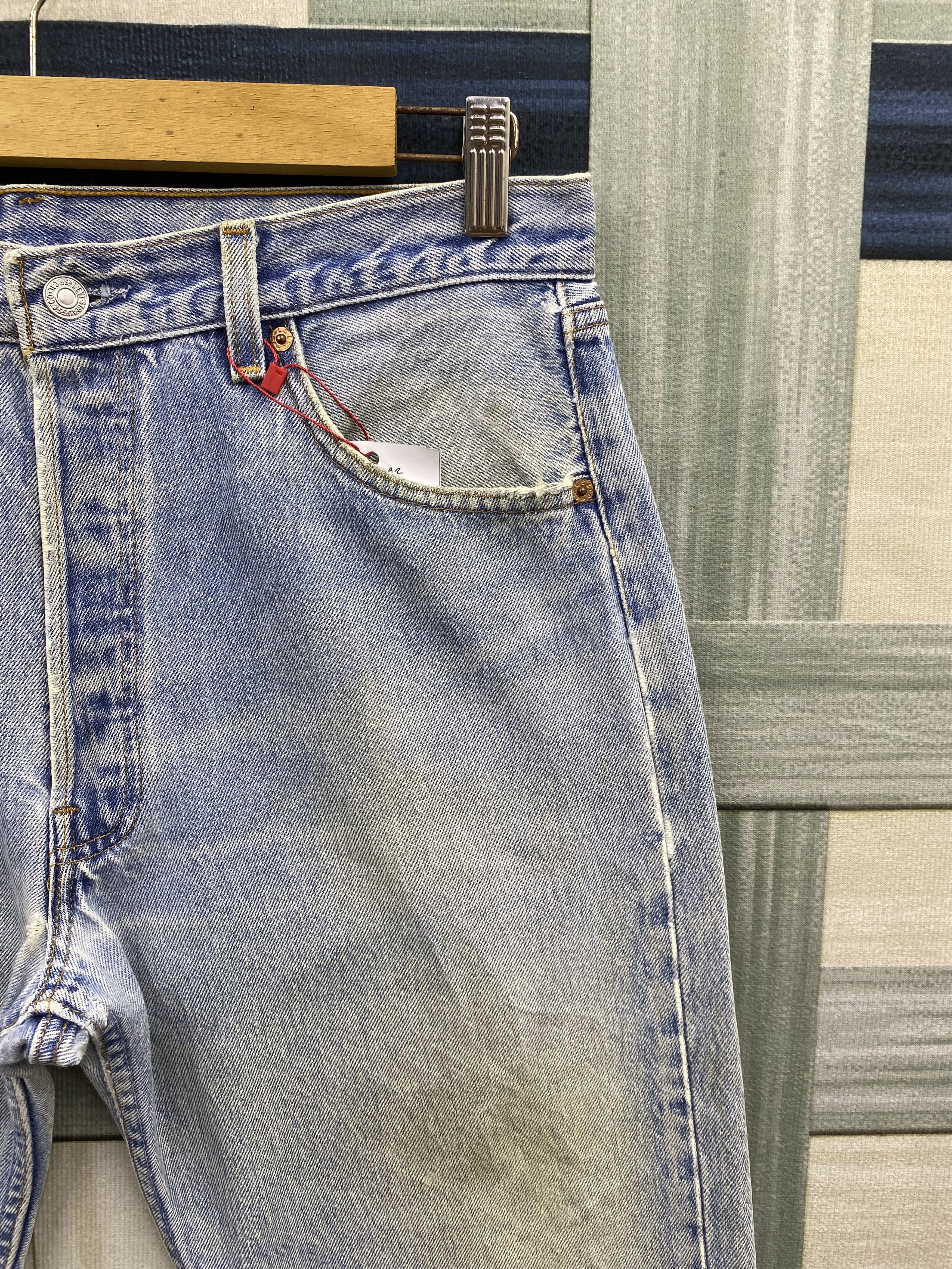 Levi's Vintage Levi's 501 Distress Dirty Faded Blue Jean Size US 34 / EU 50 - 7 Thumbnail