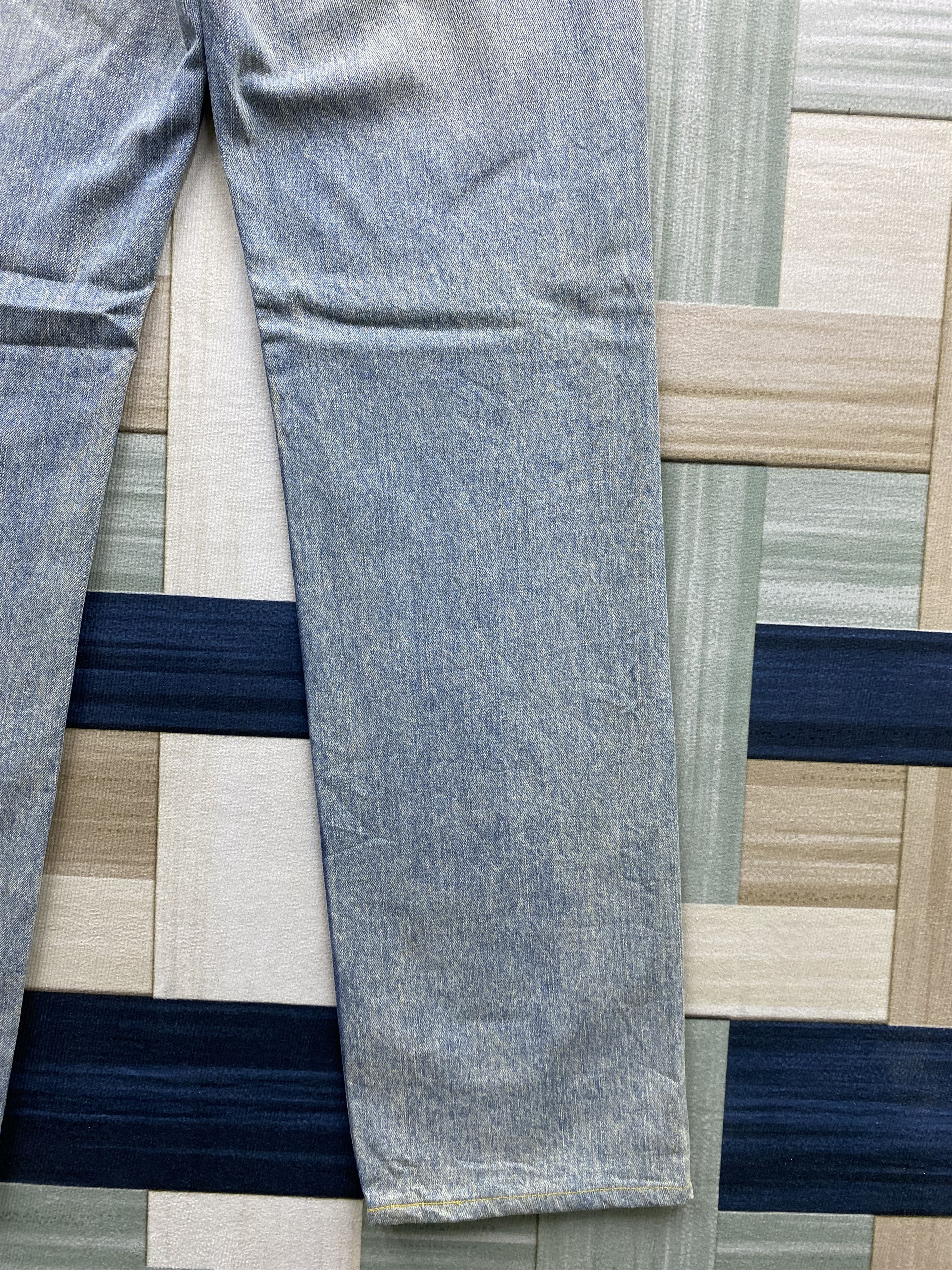 Levi's Vintage Levi's 502 Distress Faded Blue Denim Jean Size US 30 / EU 46 - 13 Thumbnail