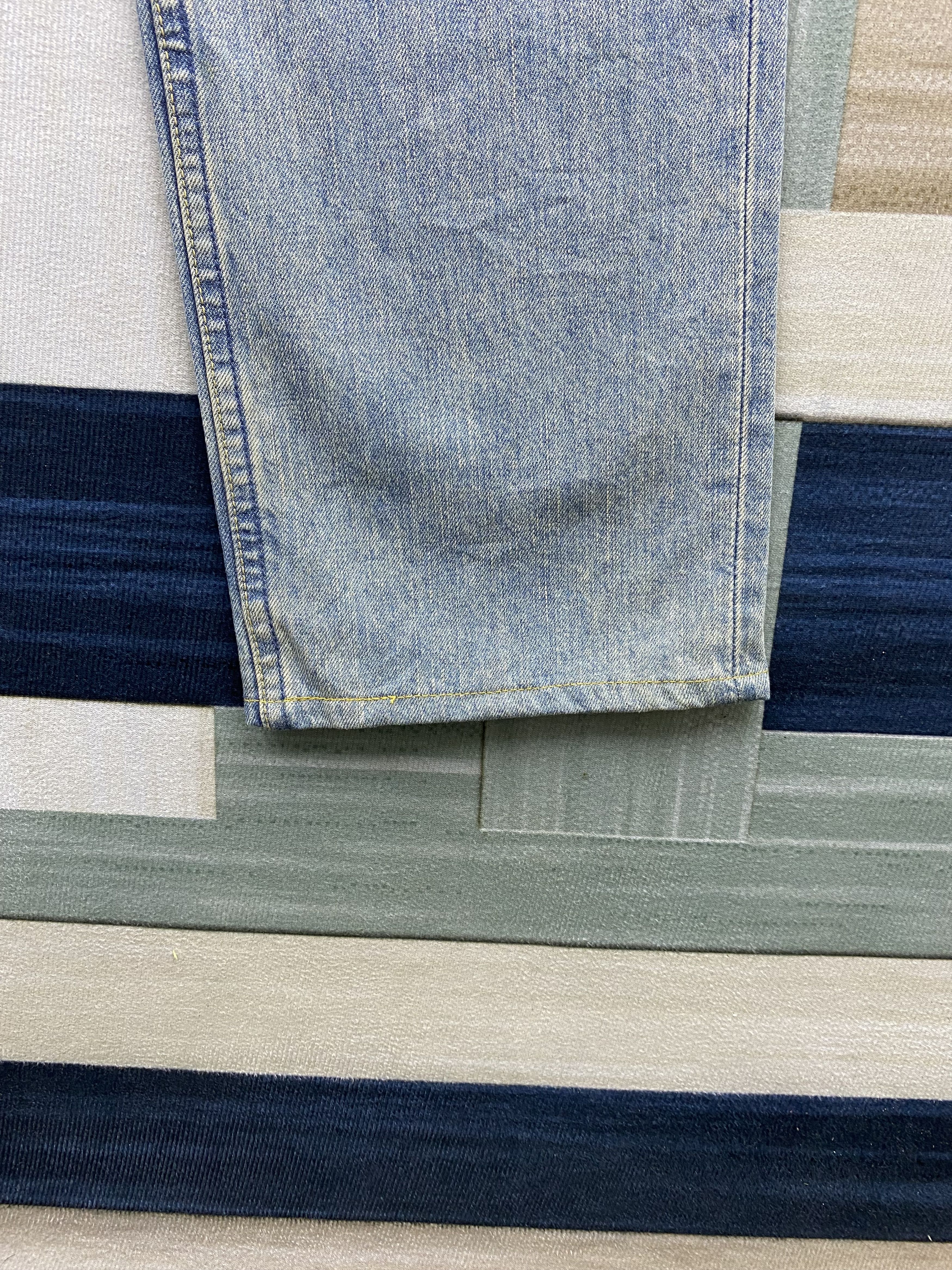 Levi's Vintage Levi's 502 Distress Faded Blue Denim Jean Size US 30 / EU 46 - 10 Thumbnail