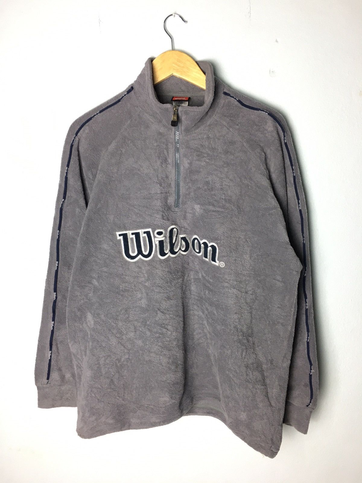 Japanese Brand × Vintage × Wilson Wilson Fleece Spell Out Embroidery Sweatshirt Size US M / EU 48-50 / 2 - 2 Thumbnail