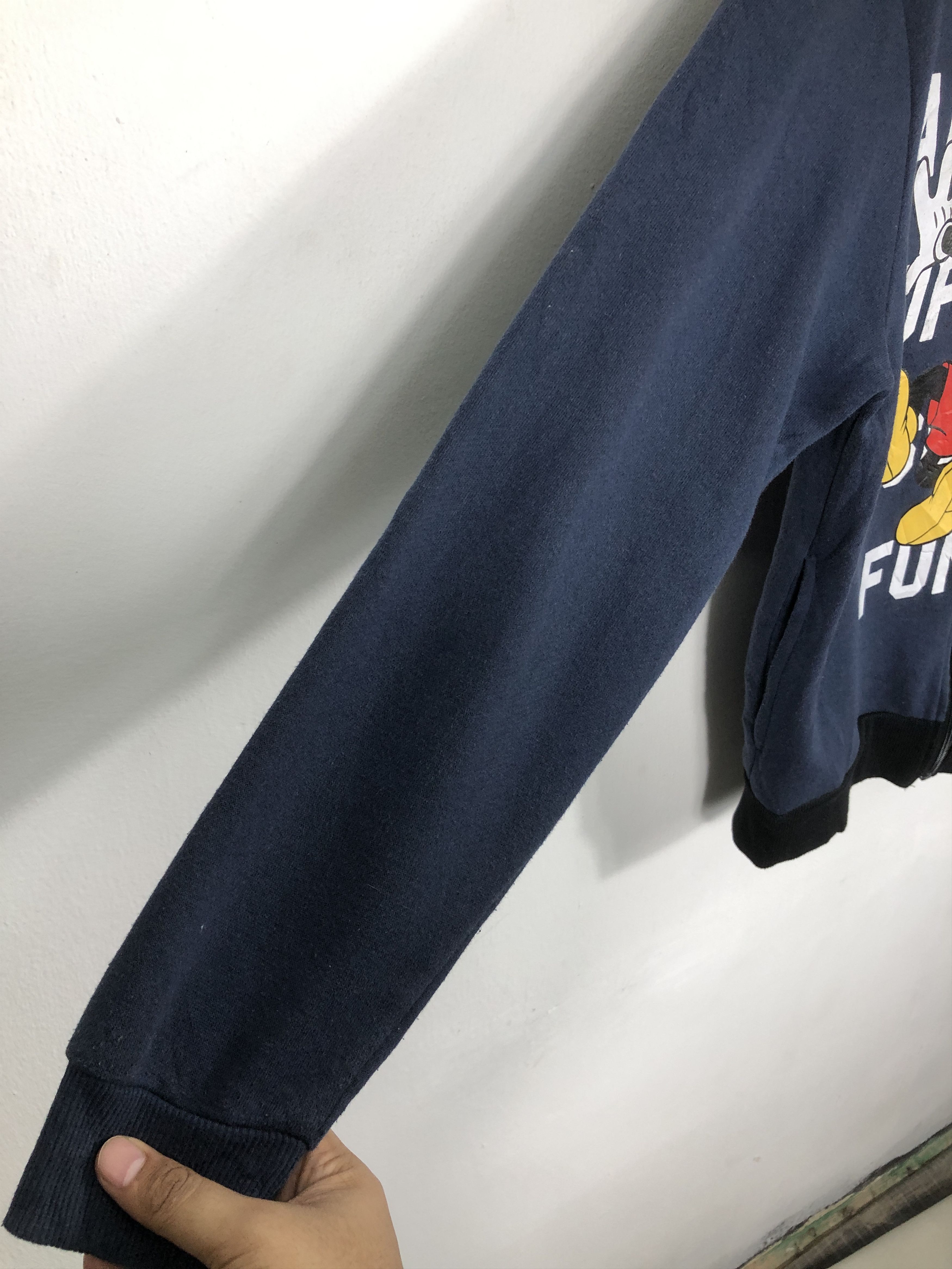 Disney × Japanese Brand Disney Mickey Mouse Donald Duck Zipper Hoodie Size US L / EU 52-54 / 3 - 9 Thumbnail