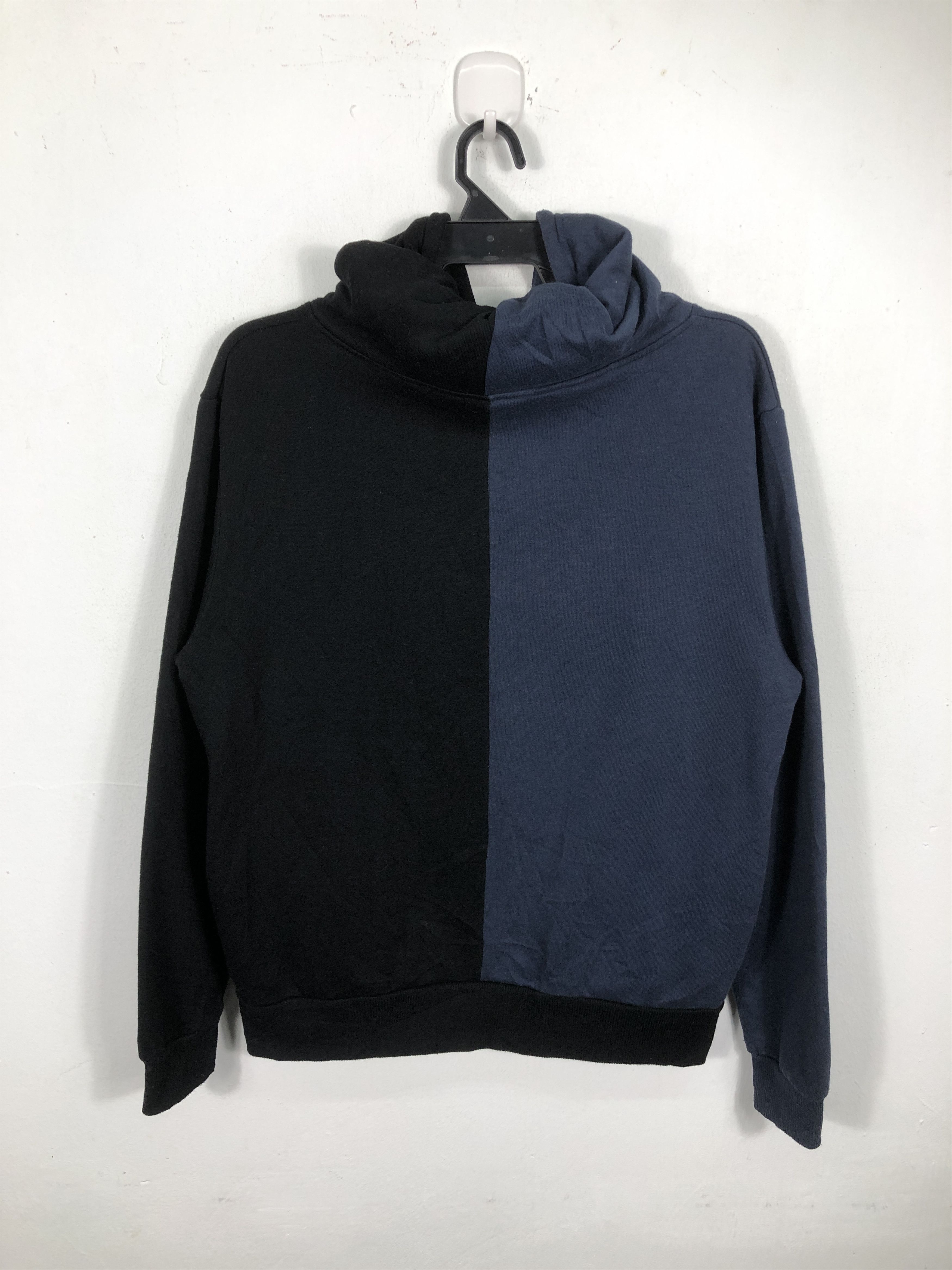 Disney × Japanese Brand Disney Mickey Mouse Donald Duck Zipper Hoodie Size US L / EU 52-54 / 3 - 10 Thumbnail