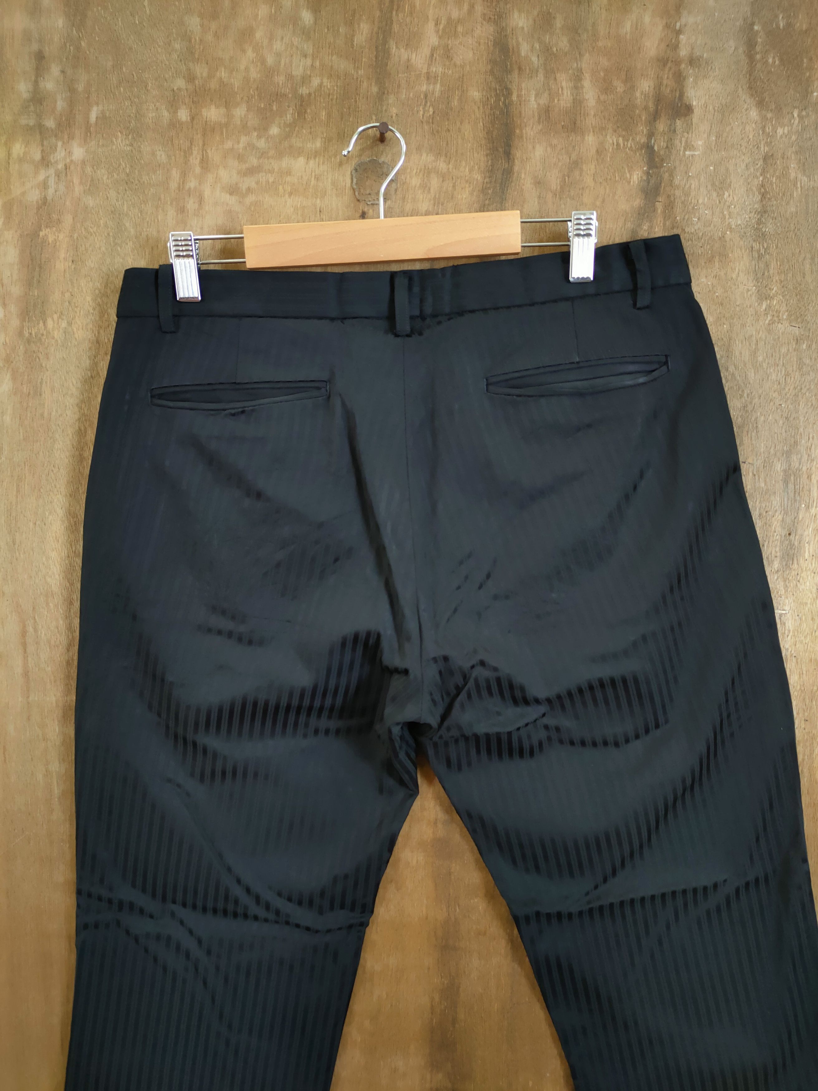 Katharine Hamnett London D Katharine Hamnett London casual stripe pants #46-709 Size US 32 / EU 48 - 9 Thumbnail