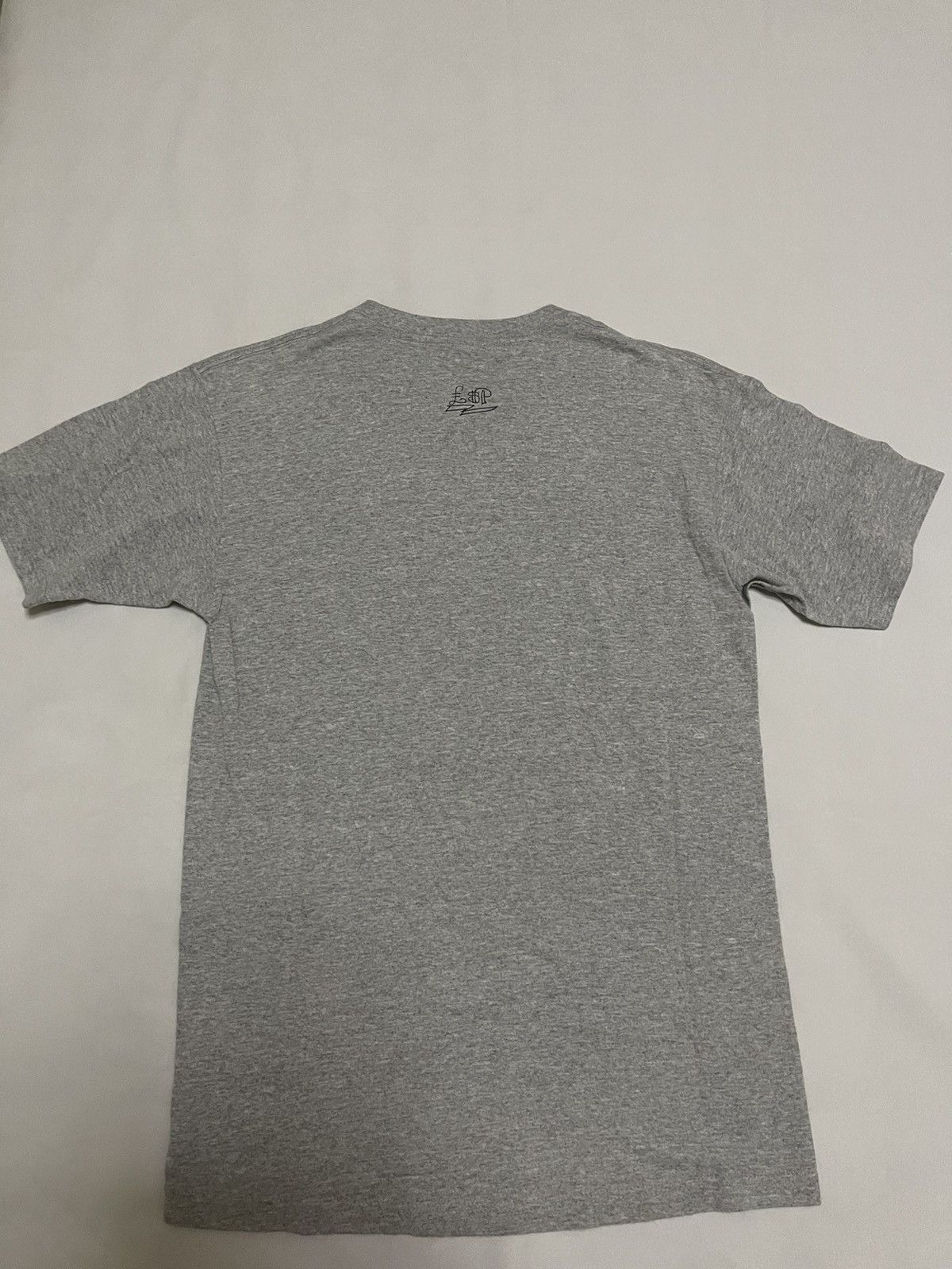 Supreme Supreme 10ss le scratch Perry photo tee grey ds Size US M / EU 48-50 / 2 - 2 Thumbnail