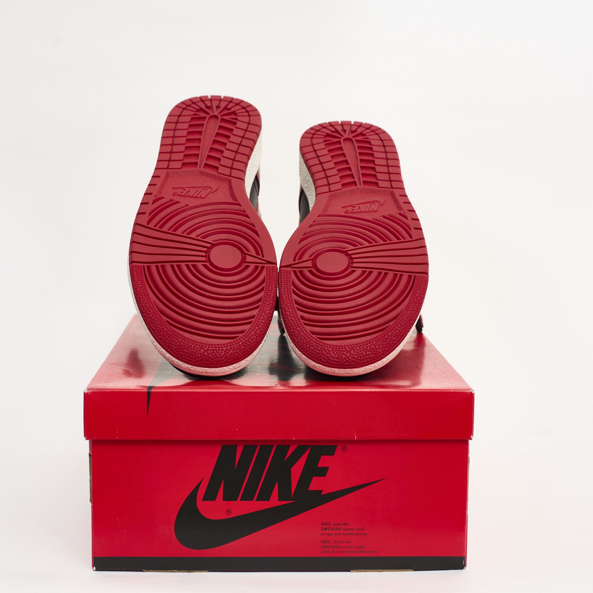 Jordan Brand Air Jordan 1 Varsity Red CUSTOM Bred 1 Size US 10.5 / EU 43-44 - 4 Thumbnail