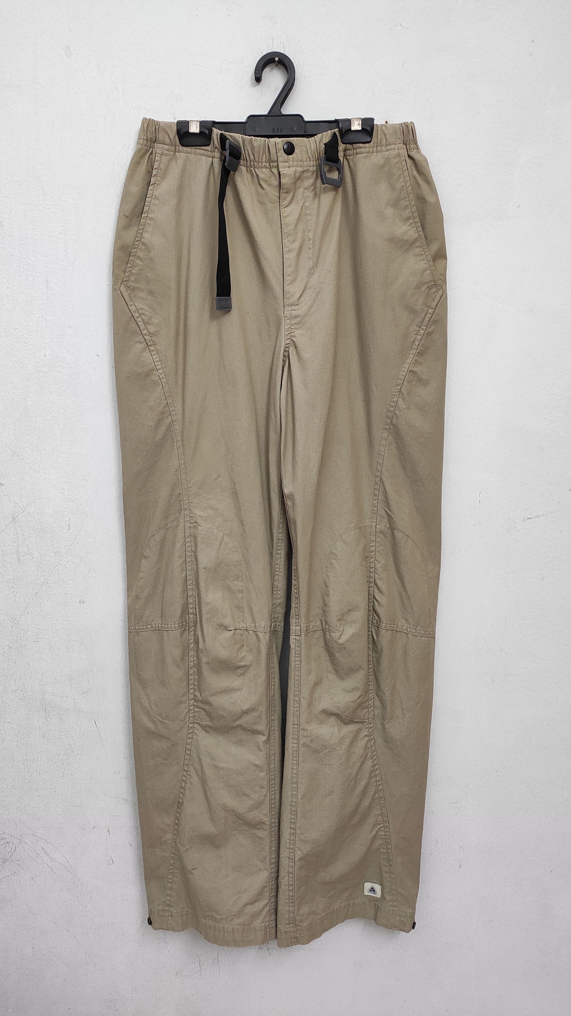 Nike Nike ACG tech pants Size US 32 / EU 48 - 1 Thumbnail