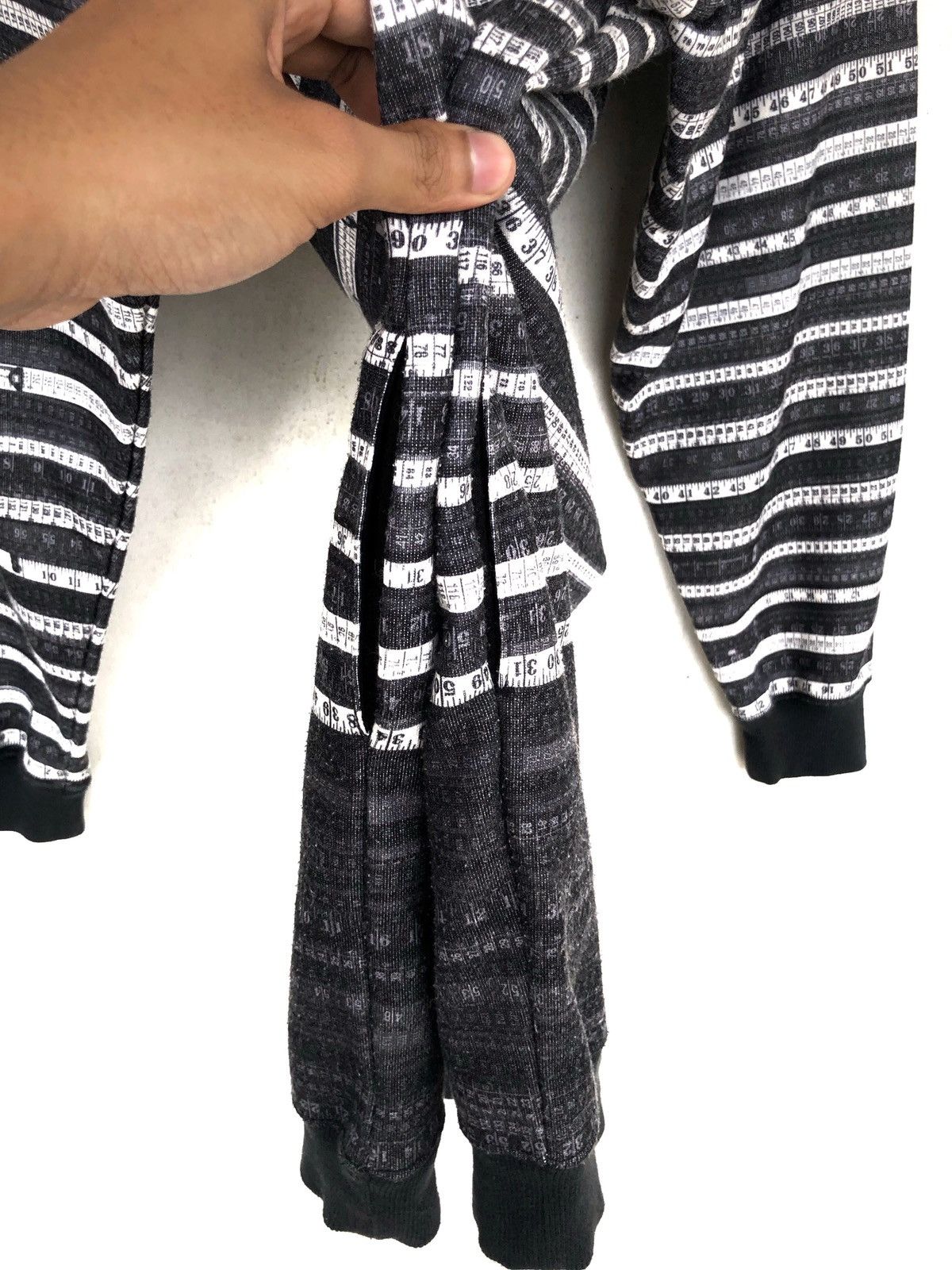 Gaultier Homme Objet Jean Paul Gaultier Scale Anarchy Chaos Long Jumper Size US M / EU 48-50 / 2 - 8 Thumbnail