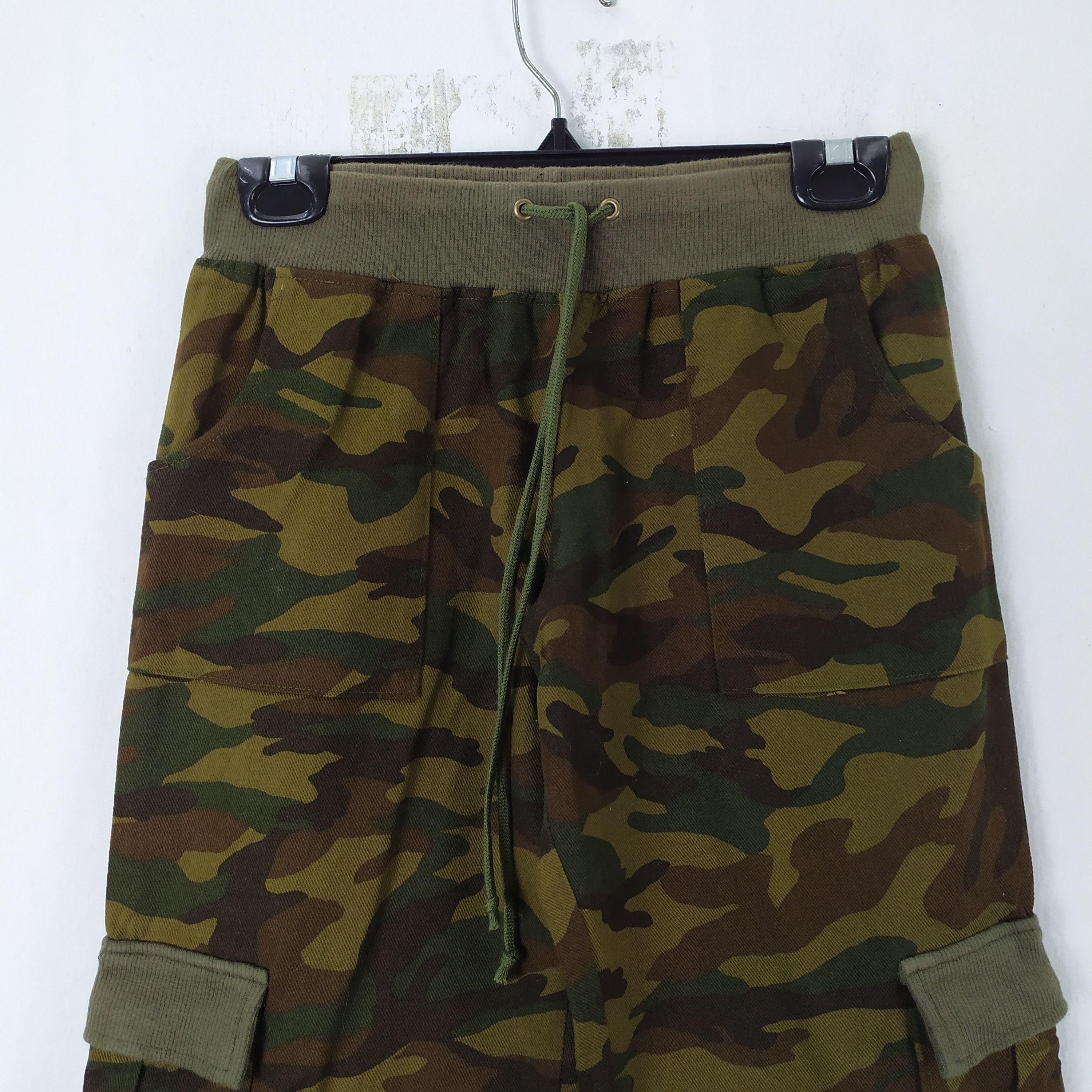 Japanese Brand JAPANES BRAND SPRING WAIST CAMO CARGO PANTS/TACTICAL PANTS Size US 26 / EU 42 - 2 Thumbnail