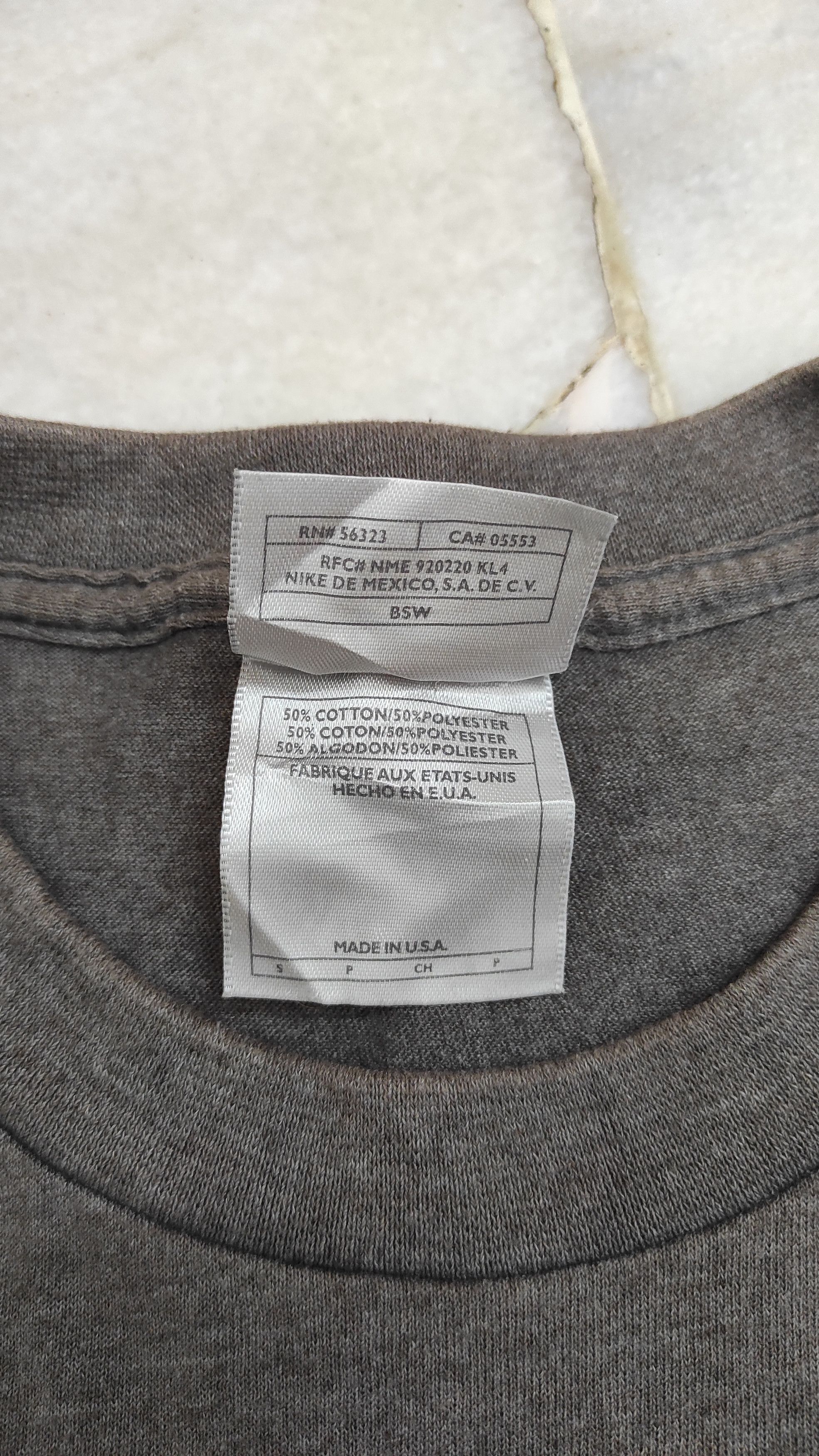 Nike Vintage 90s NIKE embroidered swoosh logo's pocket tee Size US S / EU 44-46 / 1 - 6 Thumbnail