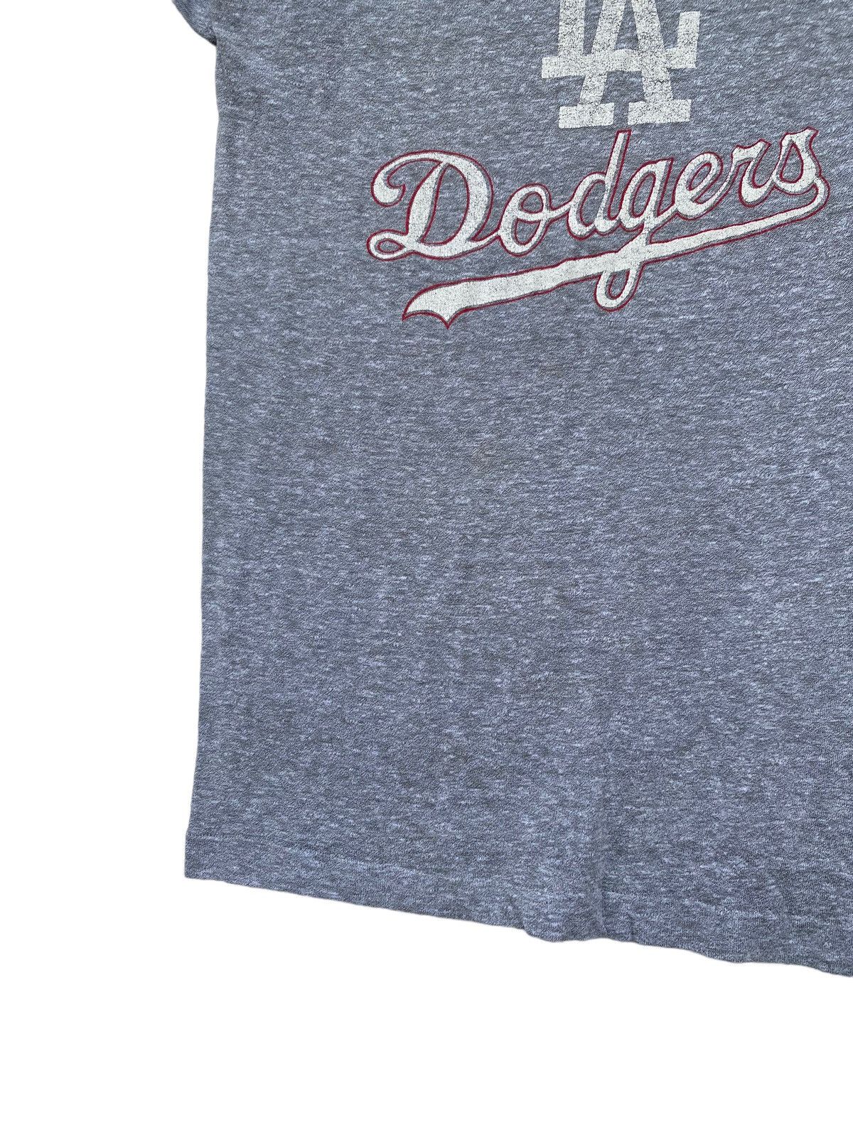 Champion Vintage 80s Paper Thin La Dodgers World Champions Size US M / EU 48-50 / 2 - 5 Thumbnail